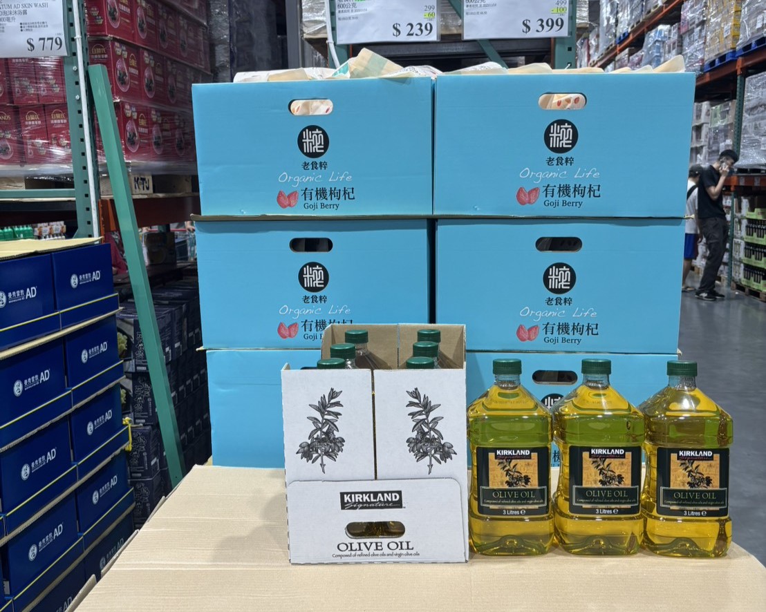 連2年橄欖豐收，讓橄欖油價格下降，成為民眾愛用品。（翻攝「Costco好市多 商品經驗老實說」臉書）