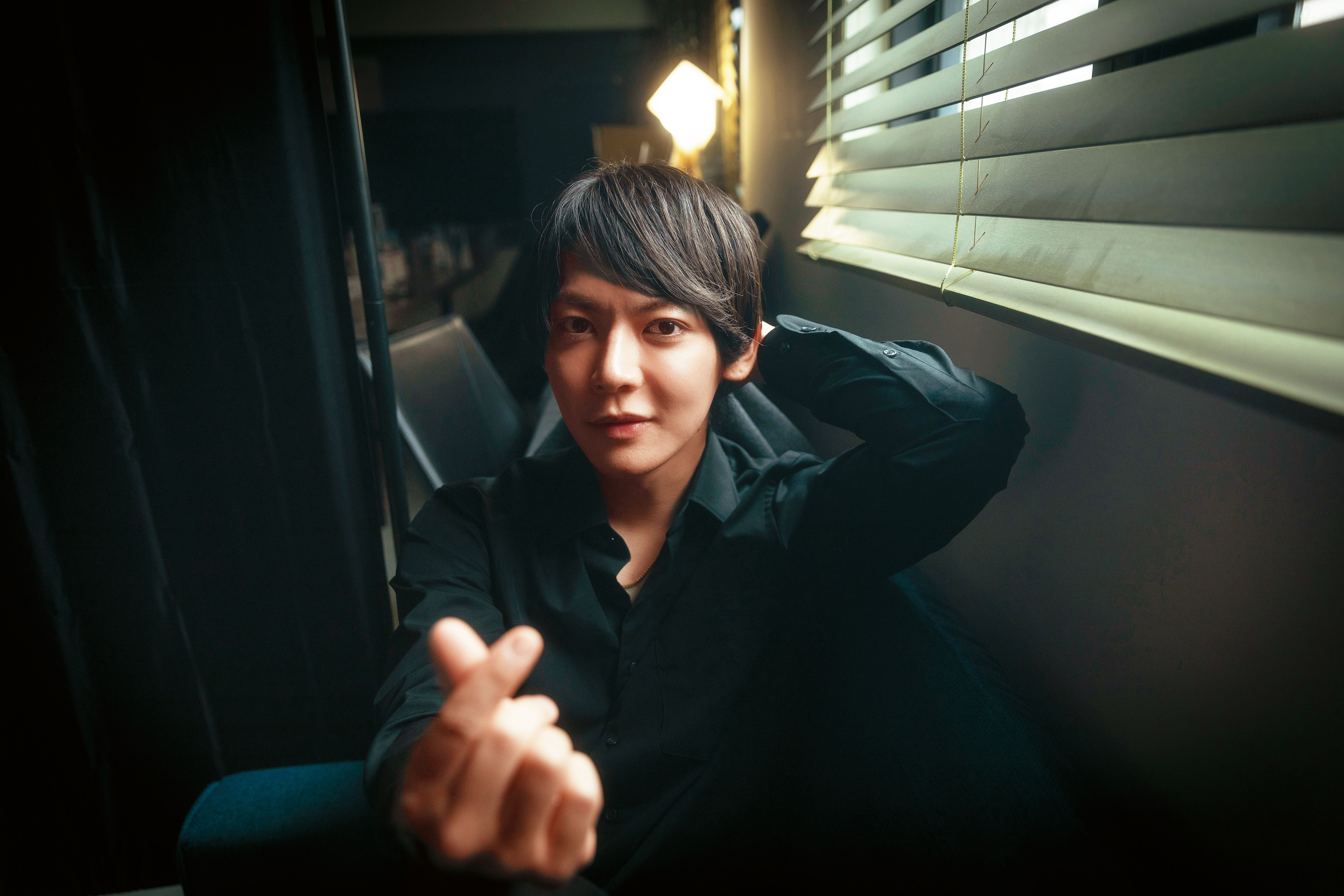 31歲的上原千明，舞台劇演員出身，因為性器完美，在業界有「超完美雞雞」的封號（サオ師）。