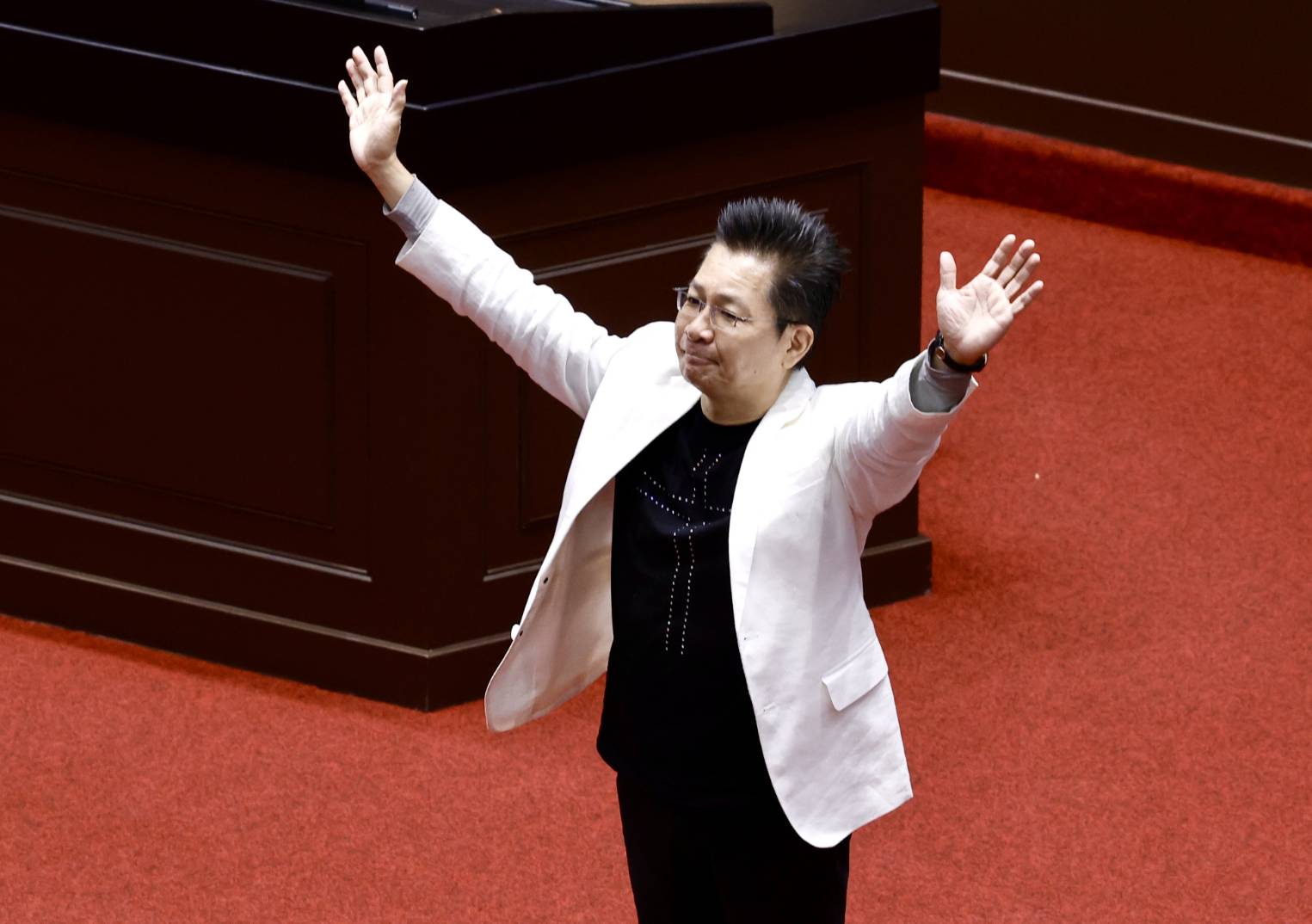 民眾黨立委吳春城辭去不分區立委。