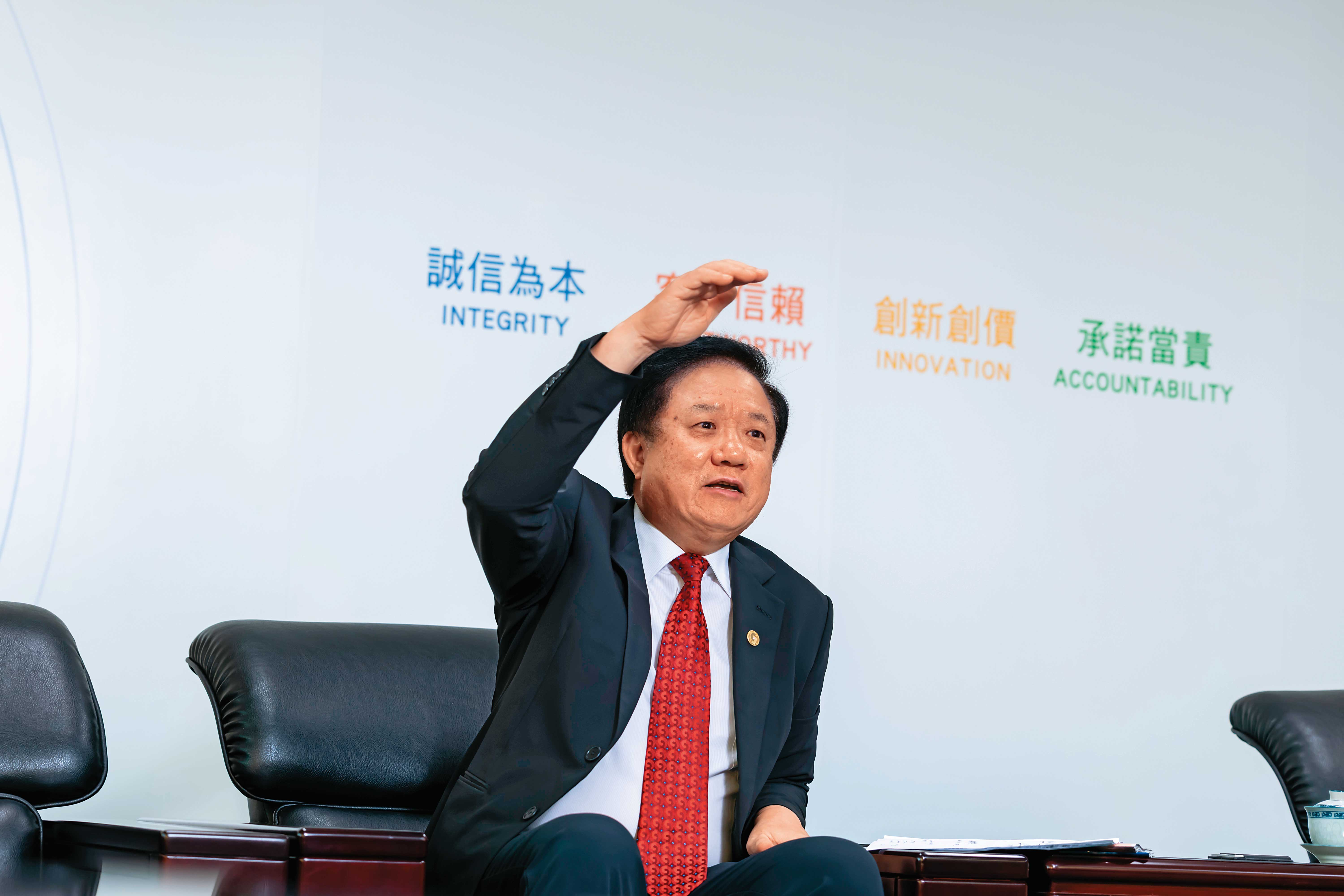衛星聯盟罩台灣1/海纜斷聯還有天空罩 中華電組低軌衛星星系瞄準6G