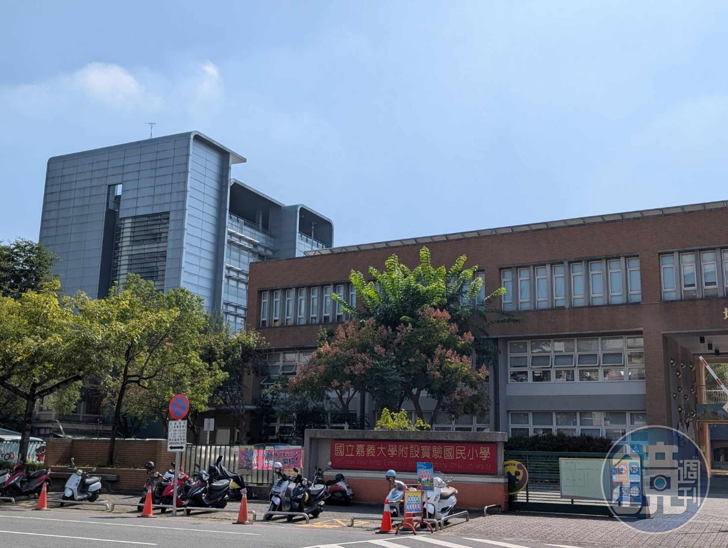4教師在調查報告認定成立後，仍持續在網路上攻擊，被批頑劣不改。（讀者提供）