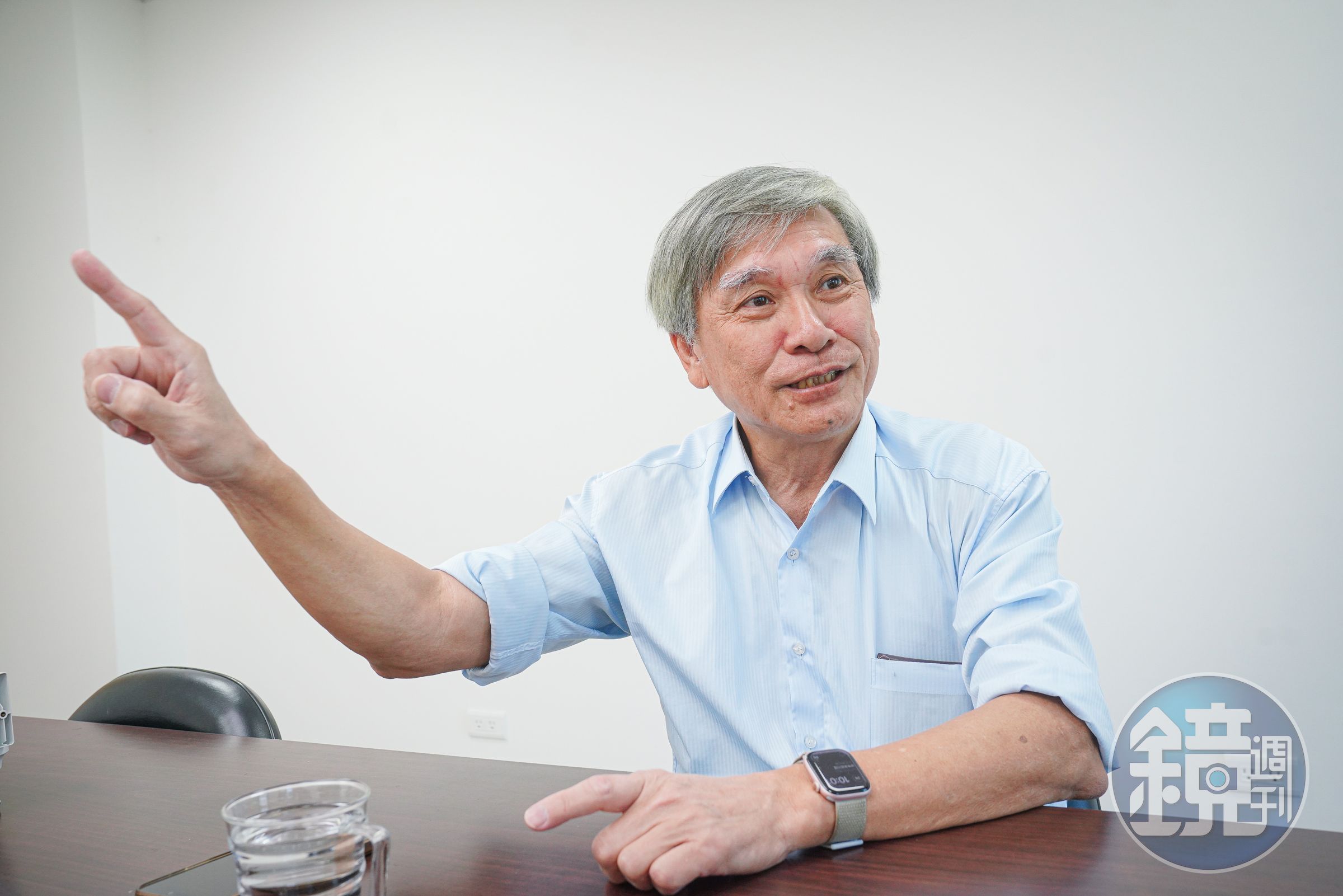 益材科技董事長翁冠群說：「現在火箭載衛星上太空有公定價了，已進入新太空時代。」他的產品低軌衛星離子推進器氣瓶，已有約130顆上太空。