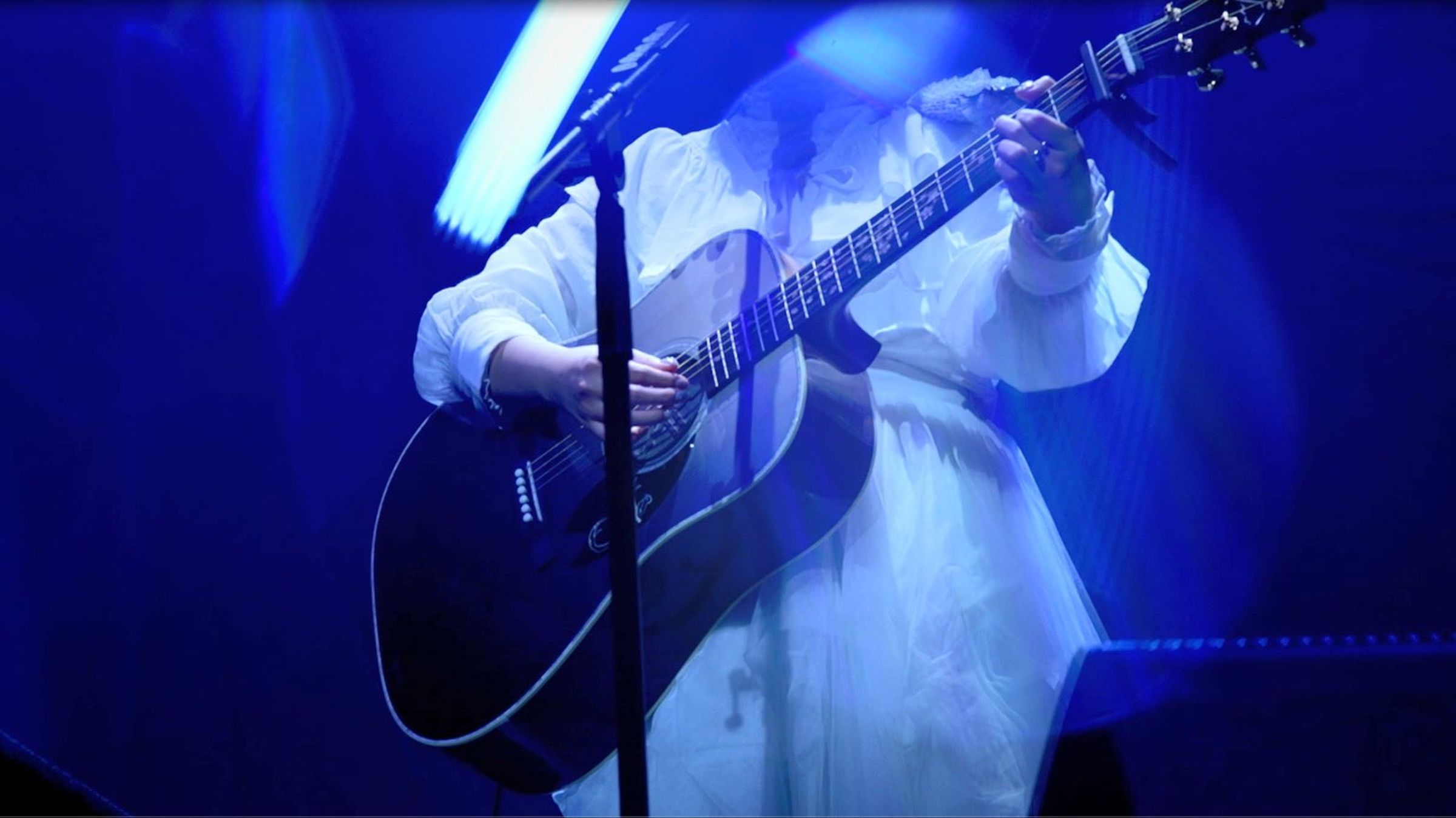 低調不露臉的日本創作才女Yuika「ユイカ」明年將來台舉辦演唱會。(OFF TIME提供)