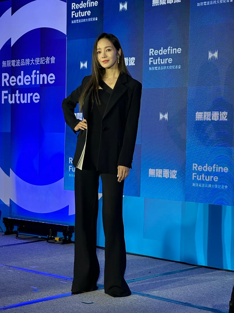 侯佩岑出道20年自己也嚇一大跳。