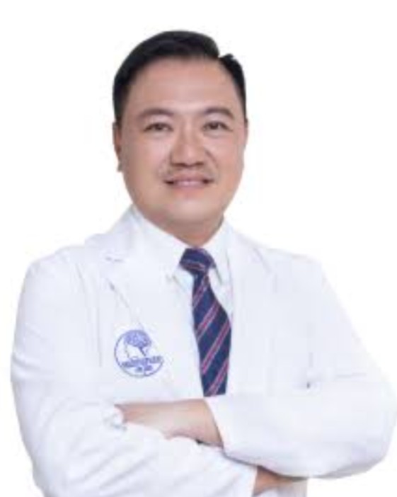 臺中榮民總醫院神經醫學中心腦腫瘤神經外科主任醫師楊孟寅(中榮總官網)