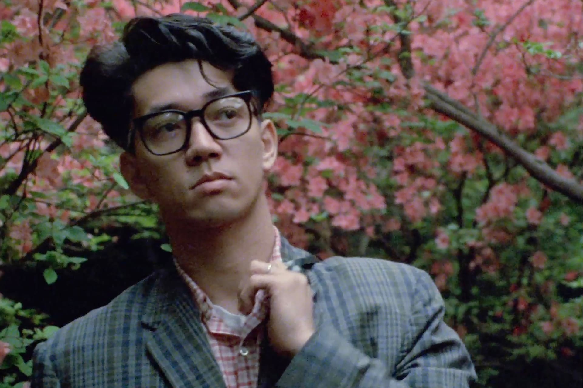 40年前推出的紀錄片《坂本龍一：東京旋律》，捕捉當時正在國際間知名度暴漲的坂本龍一身影。（佳映娛樂提供）