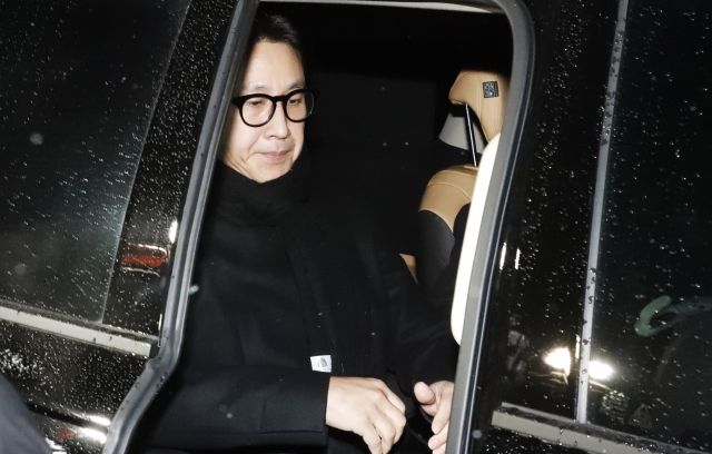 李善均去世後,毒品嫌疑以「無公訴權」結案,但他遭威脅取財3.5億韓元的案件將持續調查。(翻攝New1網站)