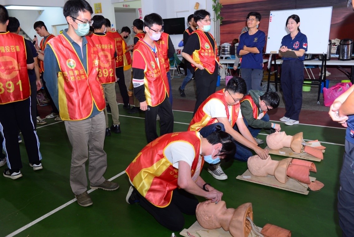 面對外界疑慮，內政部回應強調，僅在特殊狀況發生時，審慎考量召集退役9年以上尚未除役的備役役男協助救災等相關勤務。（示意圖，內政部提供）