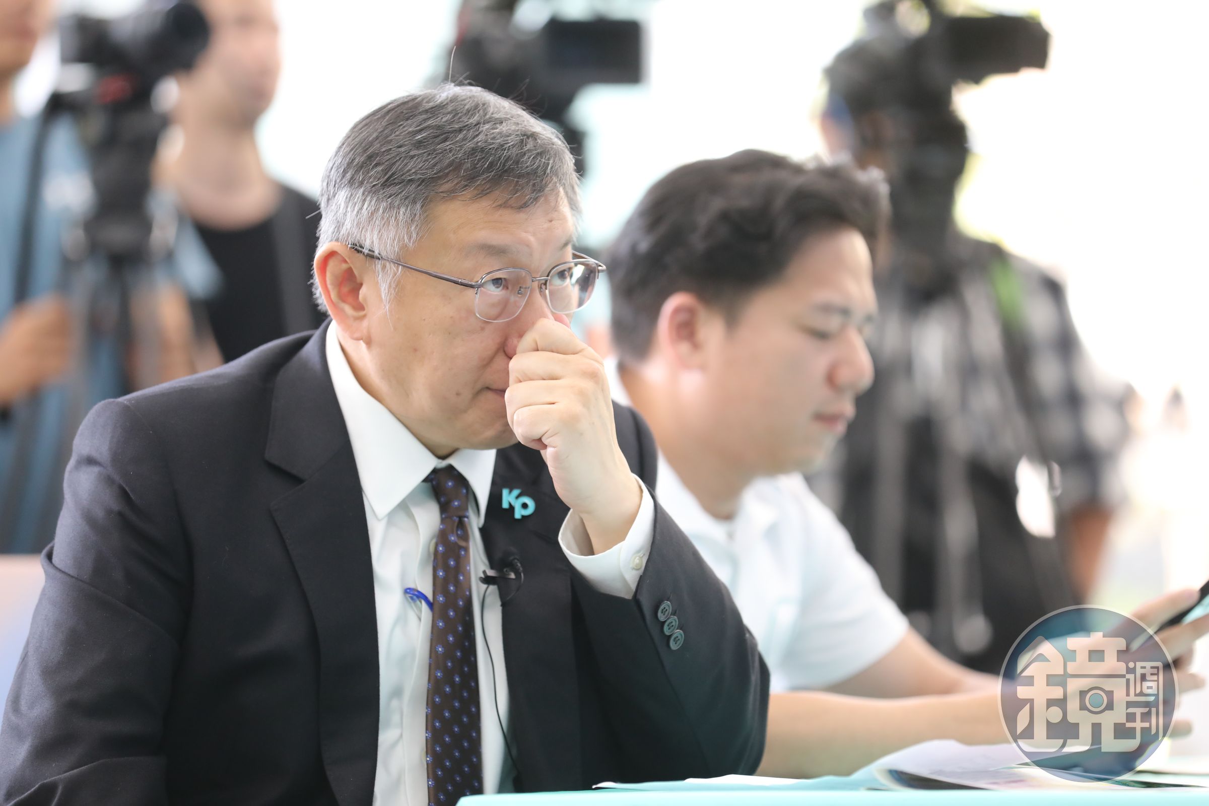 媒體詢問是否曾當面嗆侯友宜「柯志恩或韓國瑜出來都比你強」?柯文哲沒有正面回應。