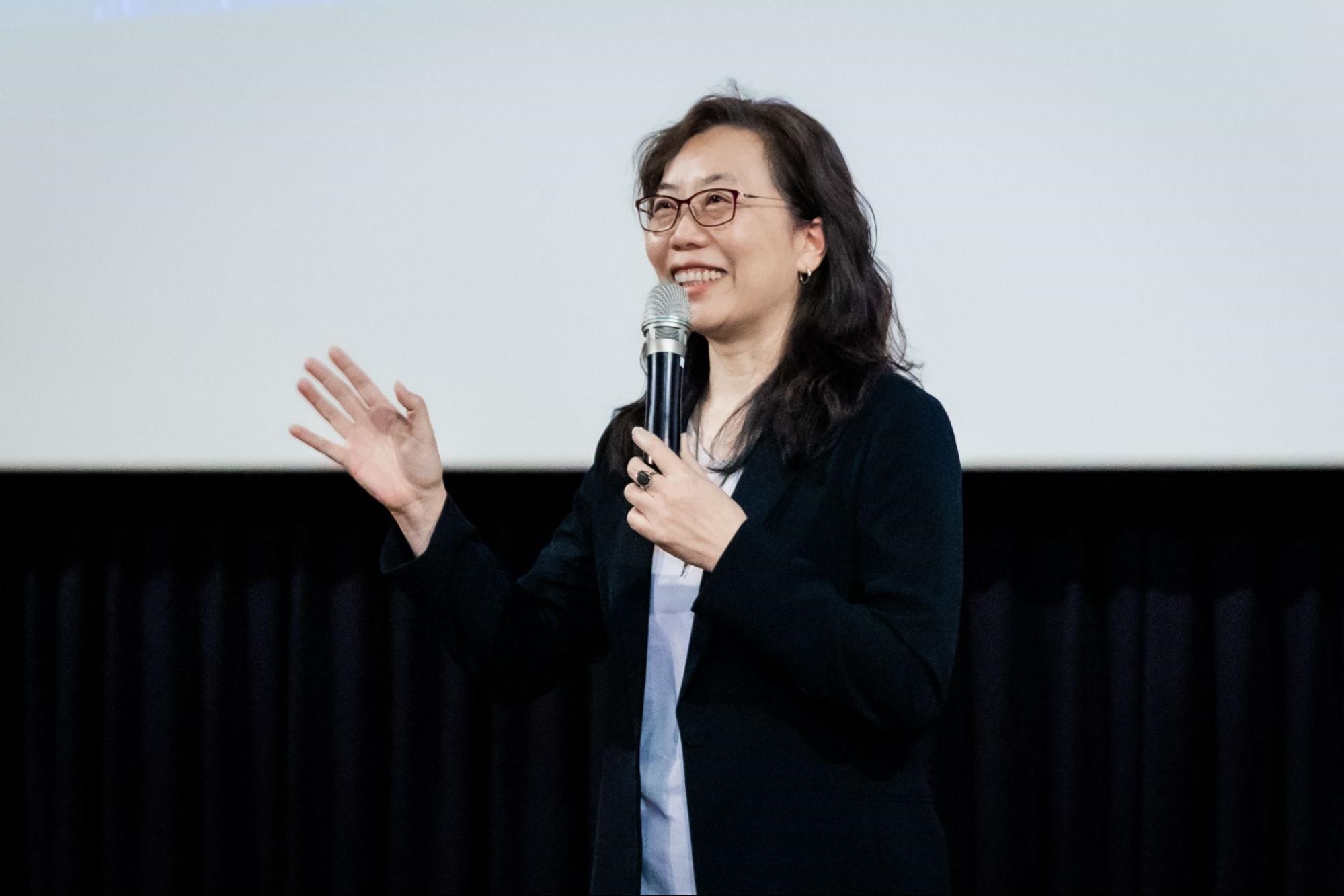 導演蕭菊貞也談到創作初衷：「我想用紀錄片找到一種文化視角為台灣寫下歷史，認識這段歷史，才能更有底氣。」（牽猴子提供）