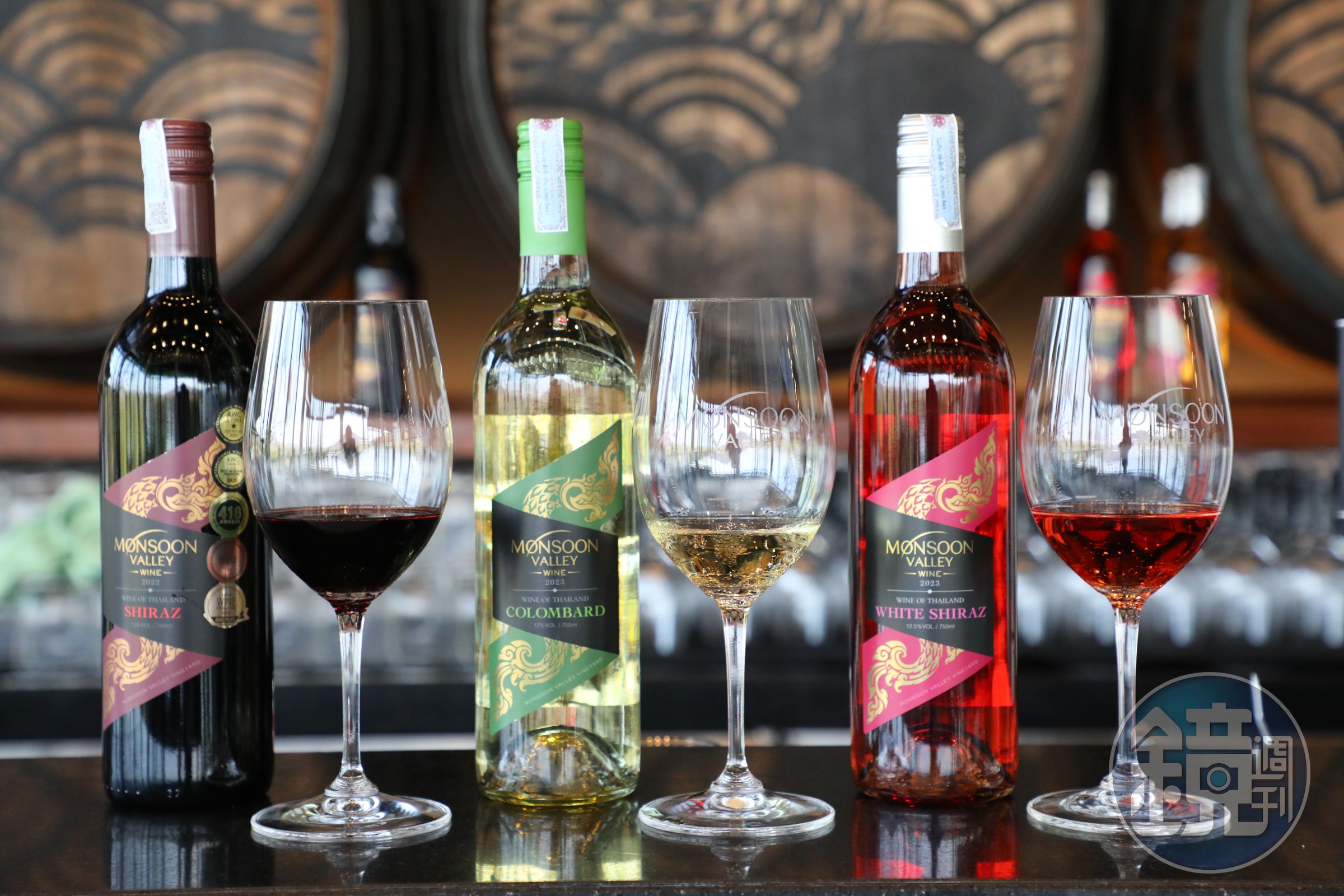 （由左至右）Shiraz、Colombard、White Shiraz都是酒莊的熱銷款。（皆750泰銖／瓶，約NT$660）