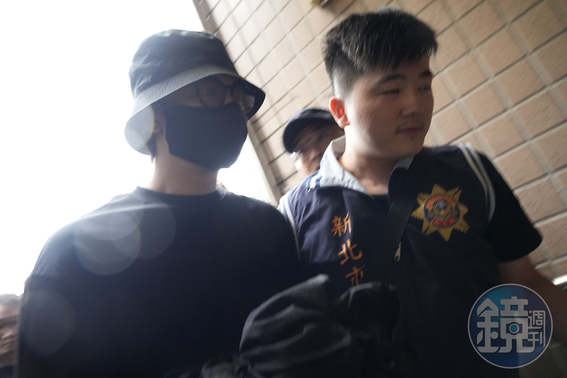 陳柏霖因閃兵爭議到案。