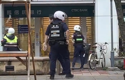 忠孝分行下午遇搶一度驚險。（翻攝自Threads@kzz.v_）