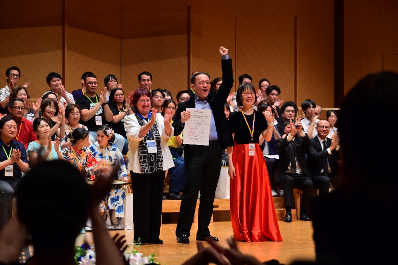青韵合唱團獲2025年東京國際合唱大賽國際評審團頒發「最佳現代音樂詮釋特別獎」。(吳宏達攝影,青韵合唱團提供)