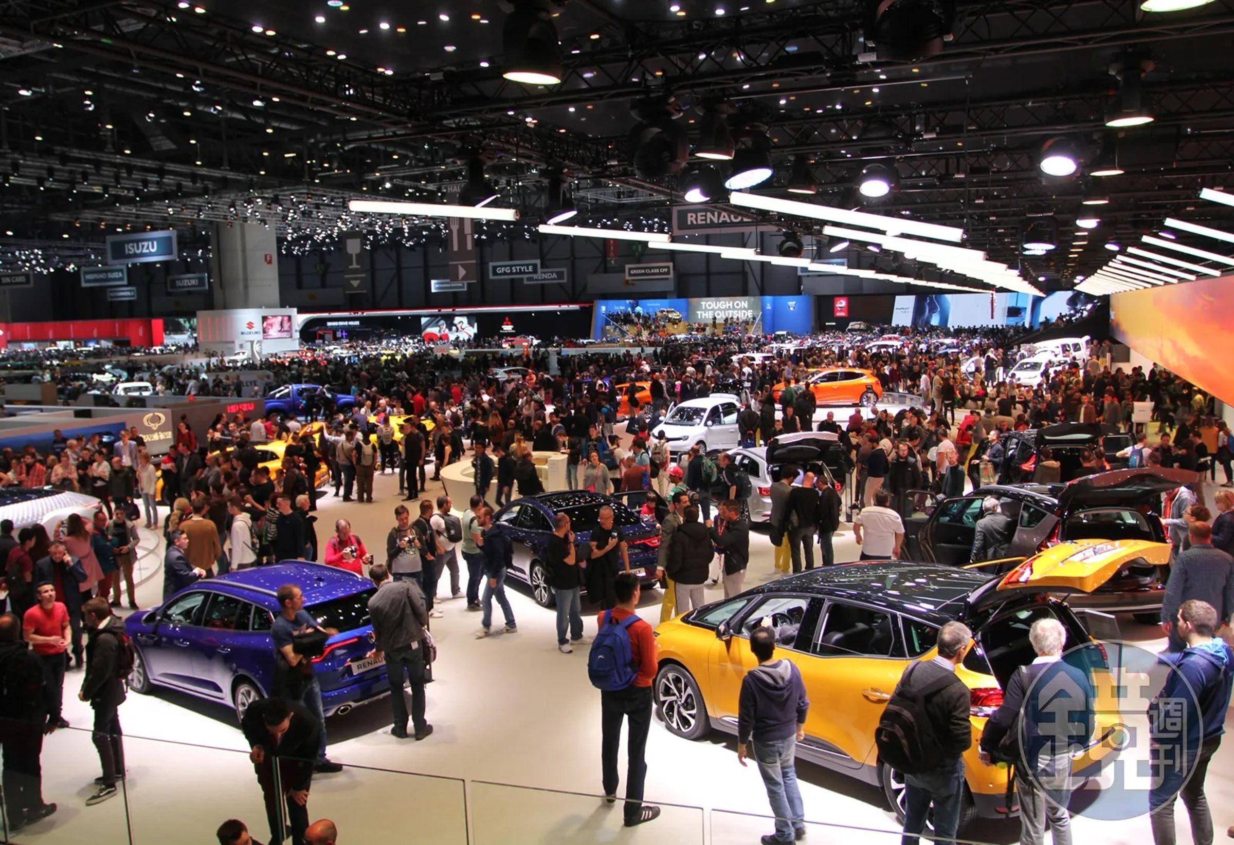 作為全球五大車展之一的日內瓦國際車展(Geneva International Motor Show.GIMC)原本固定於每年3月份於日內瓦Palexpo國際展覽中心舉行。