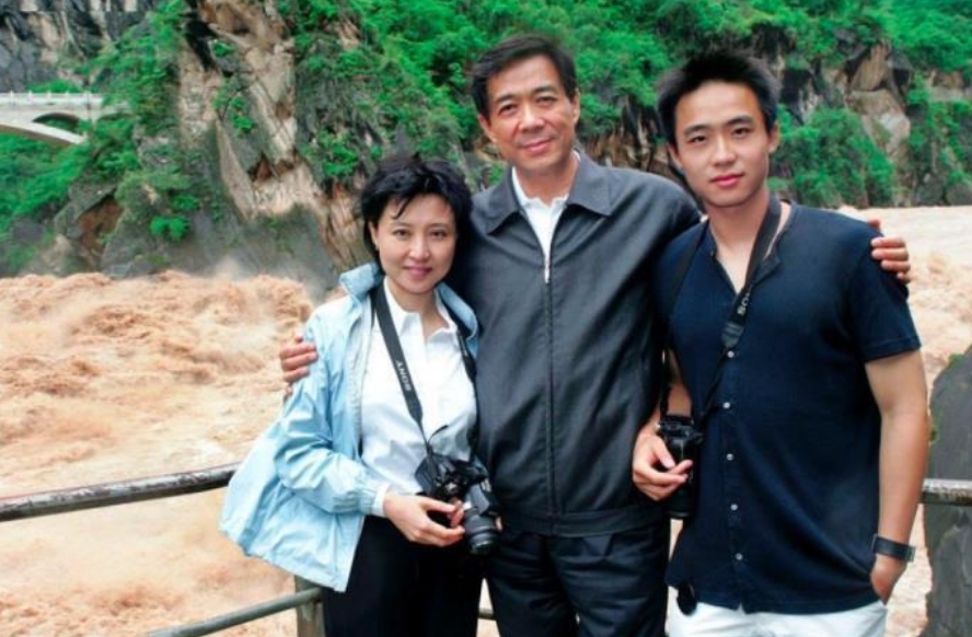 紅三代薄瓜瓜來台迎娶台籍女子引發爭議。（翻攝自微博）