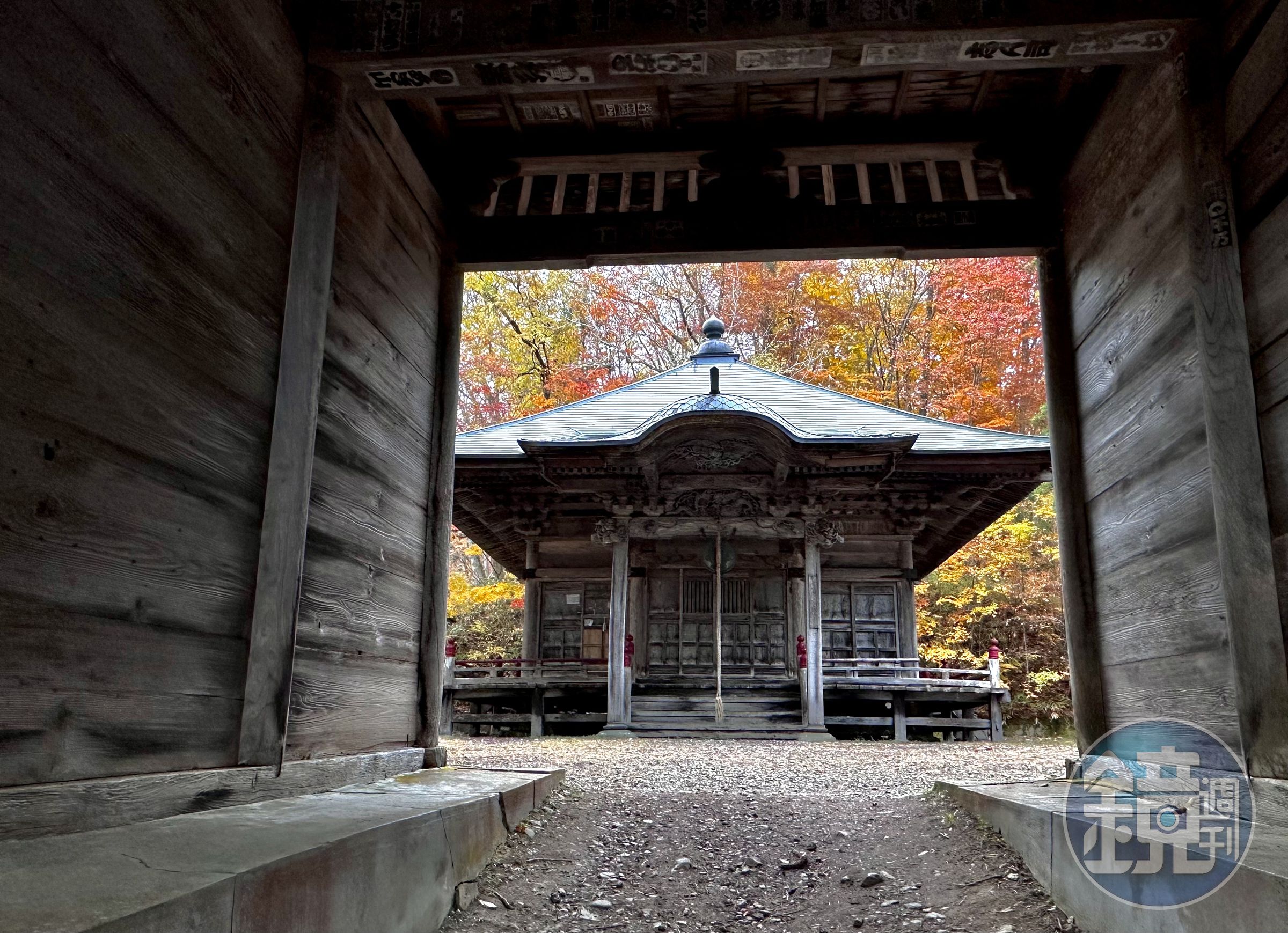 「嶽觀音堂」據說是古代戰爭時，為了供養參戰者的馬匹而建立。