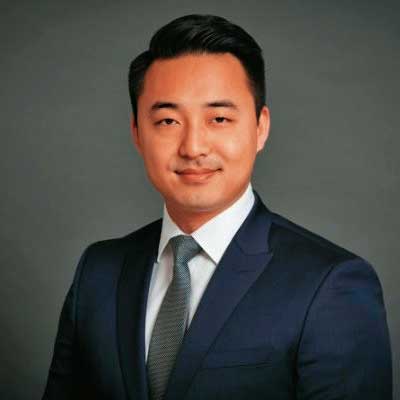 潘路洋2月初代表中資企業華泰證券集團,以外資身分參與台北天空塔聯貸協調會。(翻攝網路)