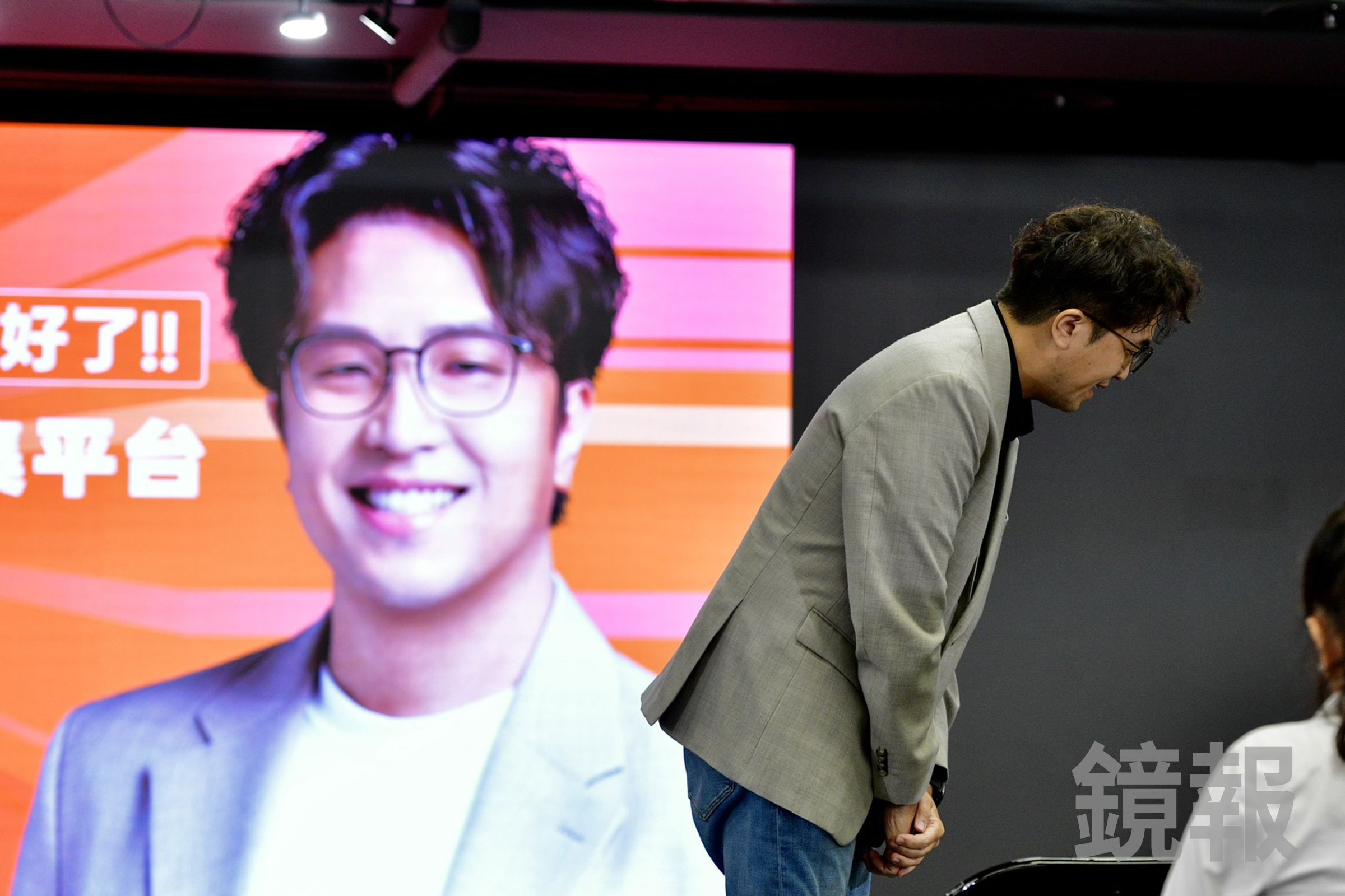 沈伯洋的PTT帳號被翻出,過往發文引起許多網友熱議。(鏡報李智為)