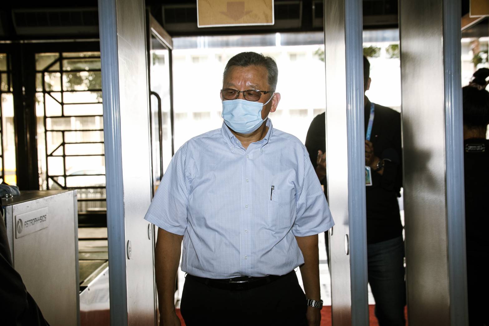 曾任台北市都委會委員的政大教授白仁德今天出庭作證。（鏡報鄒保祥攝）