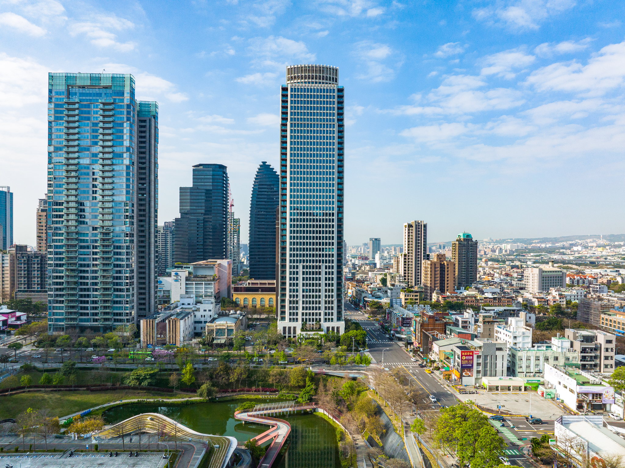 聯聚建設今年迎接30週年,攜子品牌理仁建設,總推案量逾500億元 。(聯聚建設提供)