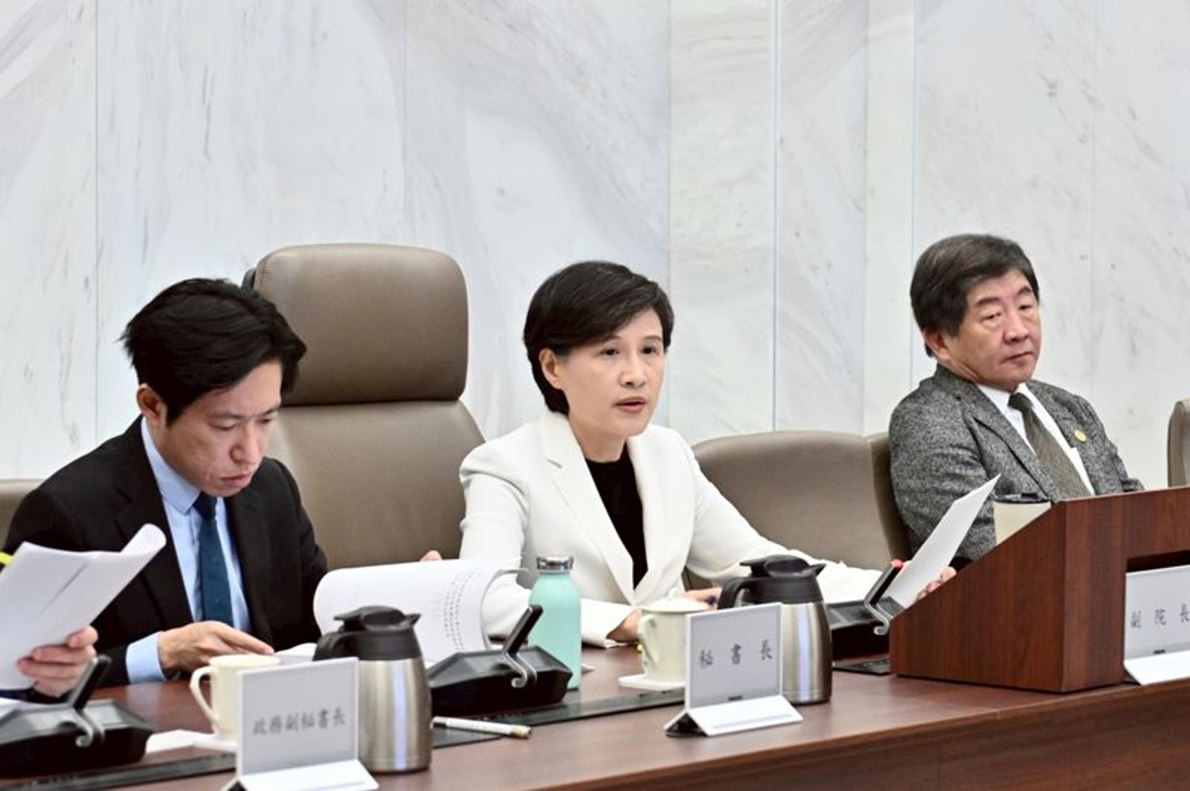 《路透社》報導指出，「台灣高層」將赴華府，包含包含行政院副院長鄭麗君等人。（行政院提供）
