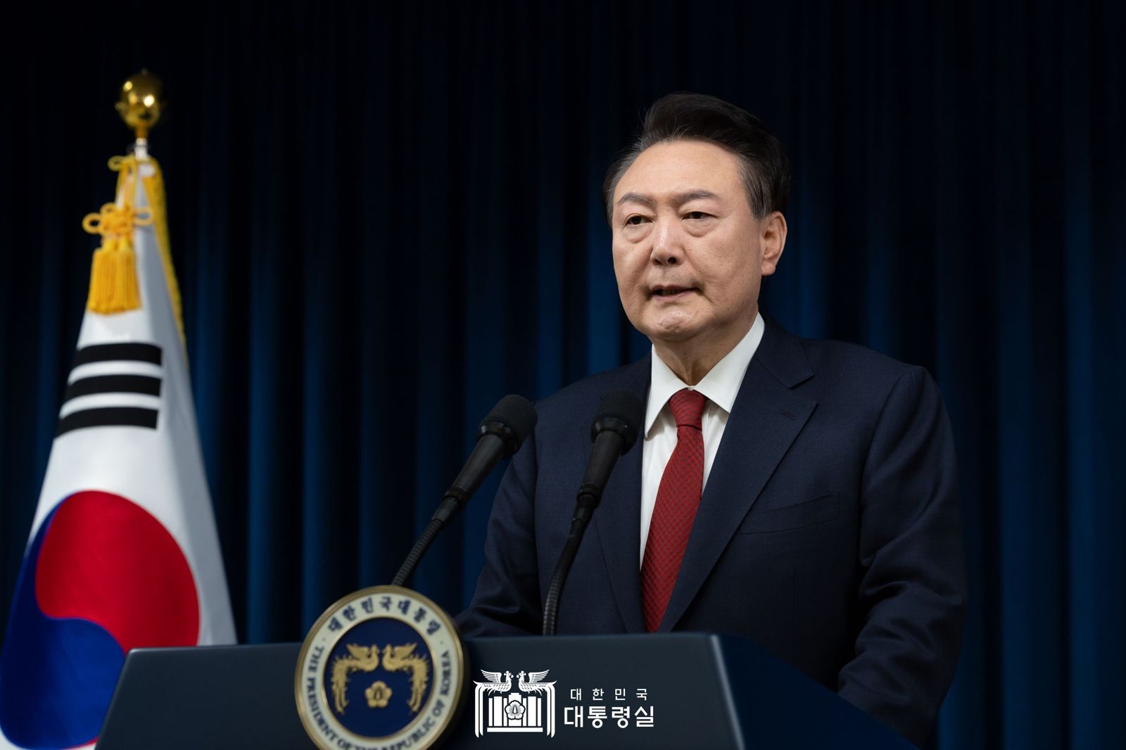 尹錫悅3日宣布戒嚴,但迅速遭國會議員否決,7日就戒嚴令一事發表聲明。(翻攝自南韓總統府官網)