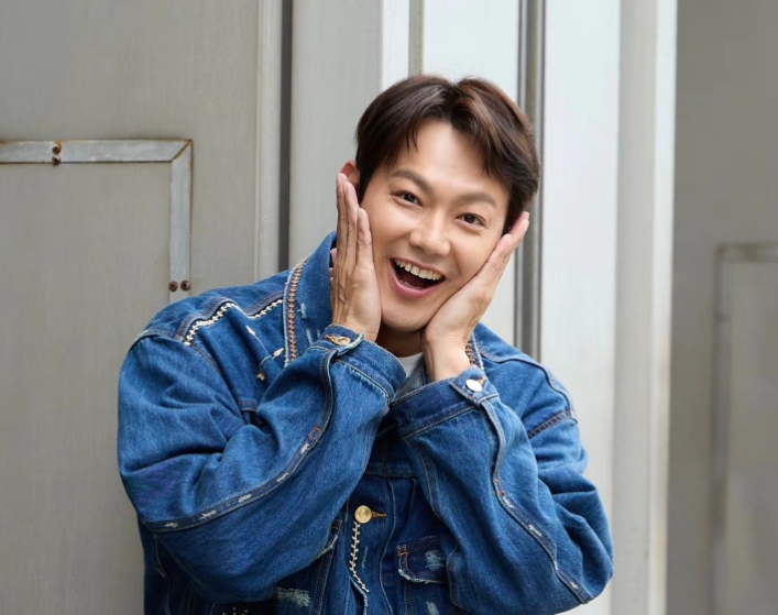 「棒棒堂」39歲成員威廉涉嫌逃兵。（翻攝自廖威廉臉書）