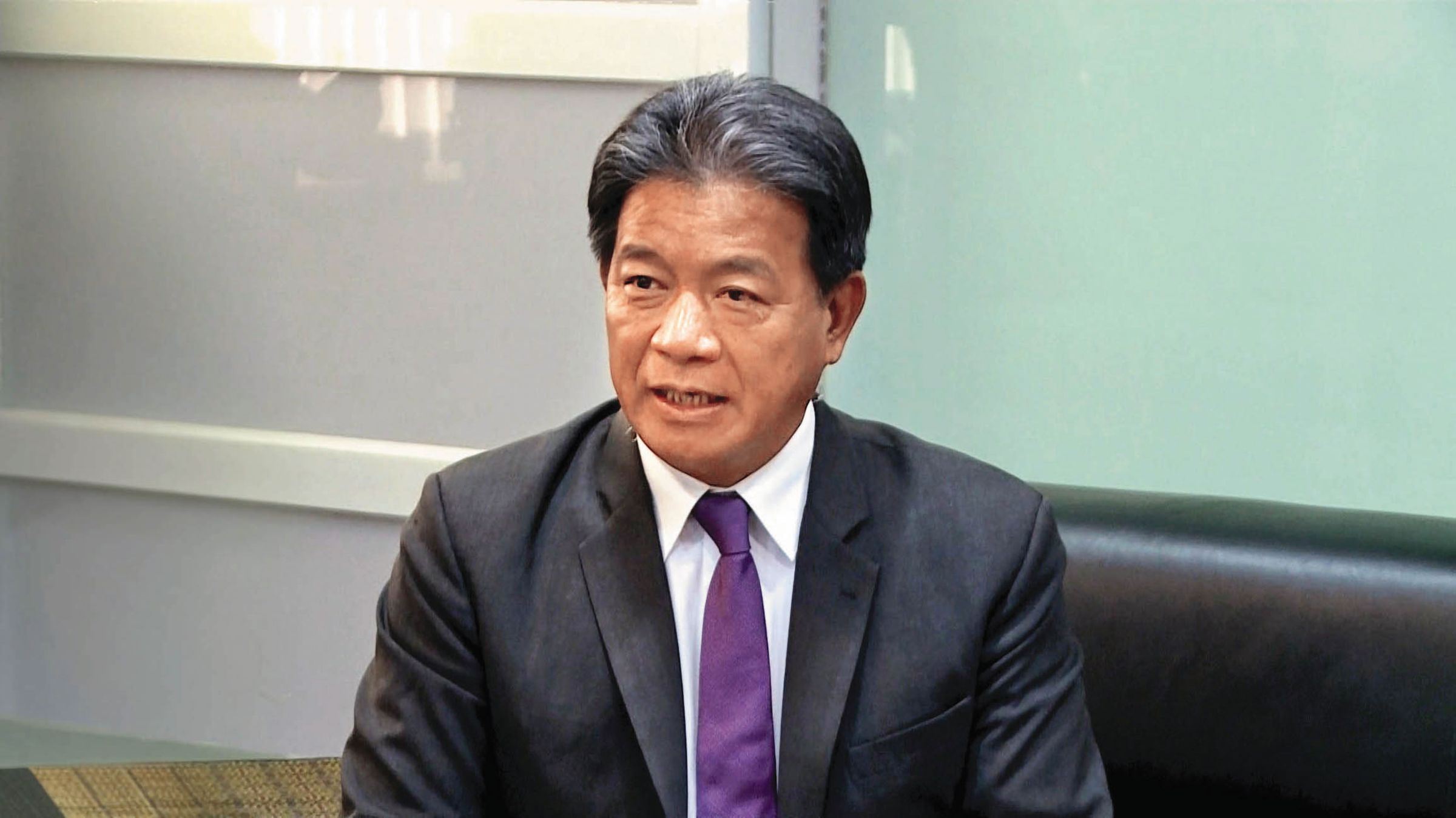前台南市議員郭信良又涉公益侵占,遭台南地檢署帶回偵訊。(東森新聞提供)