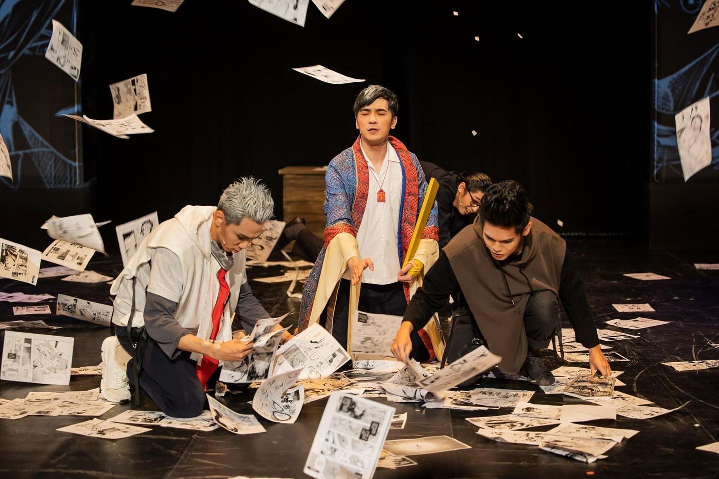 舞台劇《陰間條例：冥戰篇》2019年首演，劇本融合Salah-D《陰間條例》、韋宗成《冥戰錄－天妃現世》兩本原創漫畫元素。（翻攝自貪食德工作室臉書）