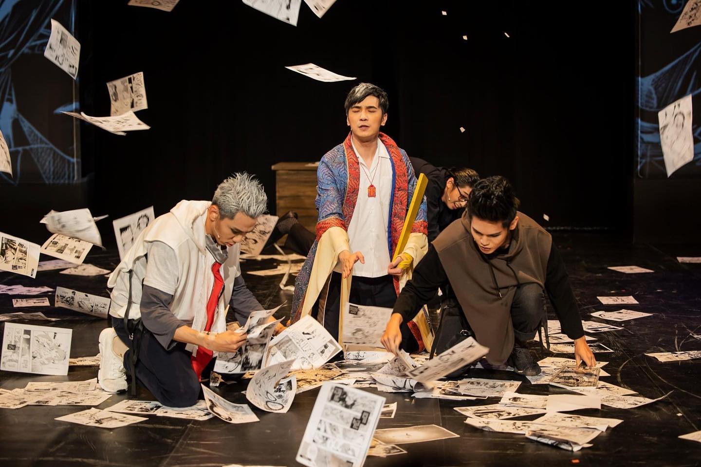 舞台劇《陰間條例:冥戰篇》2019年首演,劇本融合Salah-D《陰間條例》、韋宗成《冥戰錄-天妃現世》兩本原創漫畫元素。(翻攝自貪食德工作室臉書)
