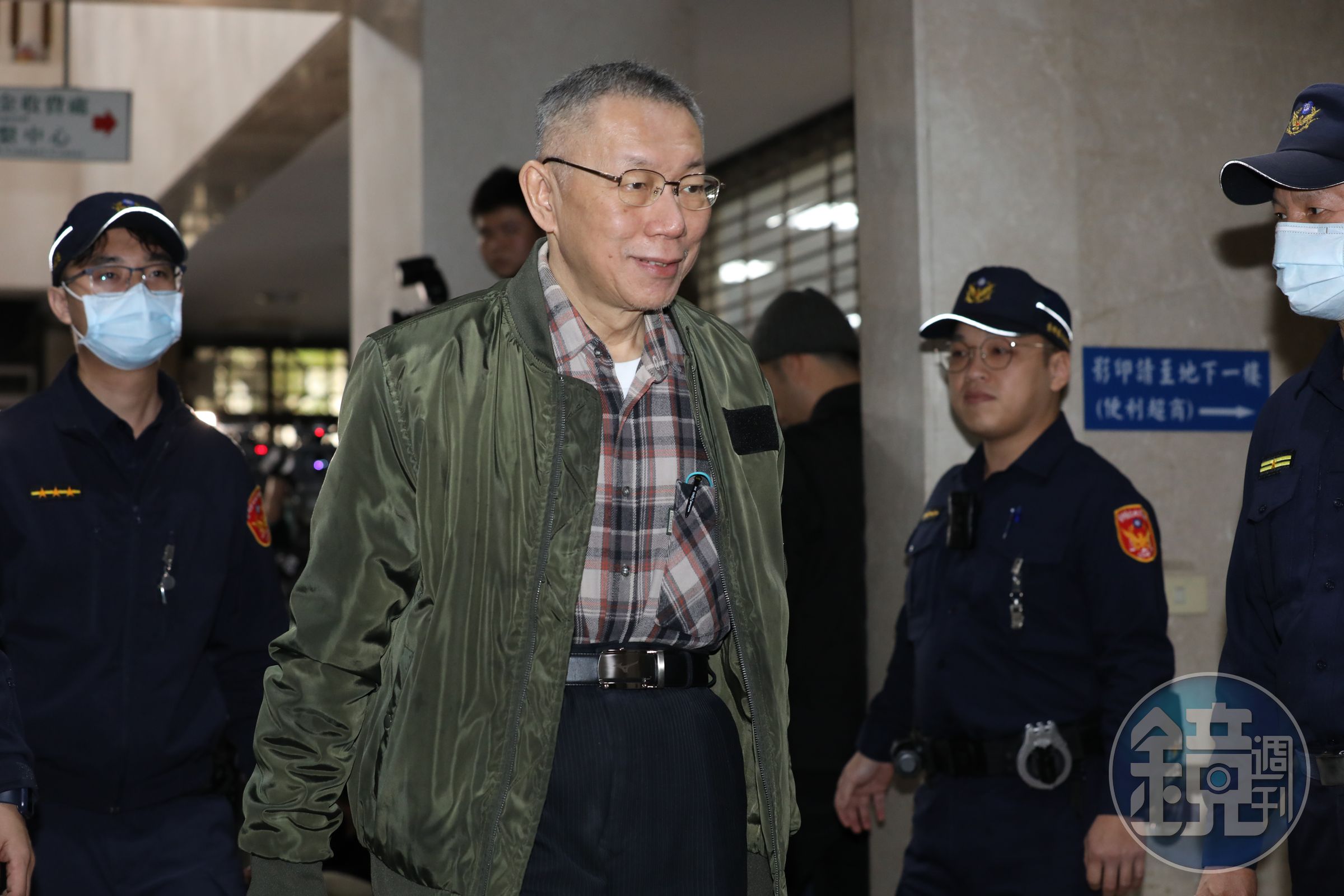 民眾黨前主席柯文哲與應曉薇等4被告,今年1月2日均遭裁定羈押禁見。(本刊資料照)