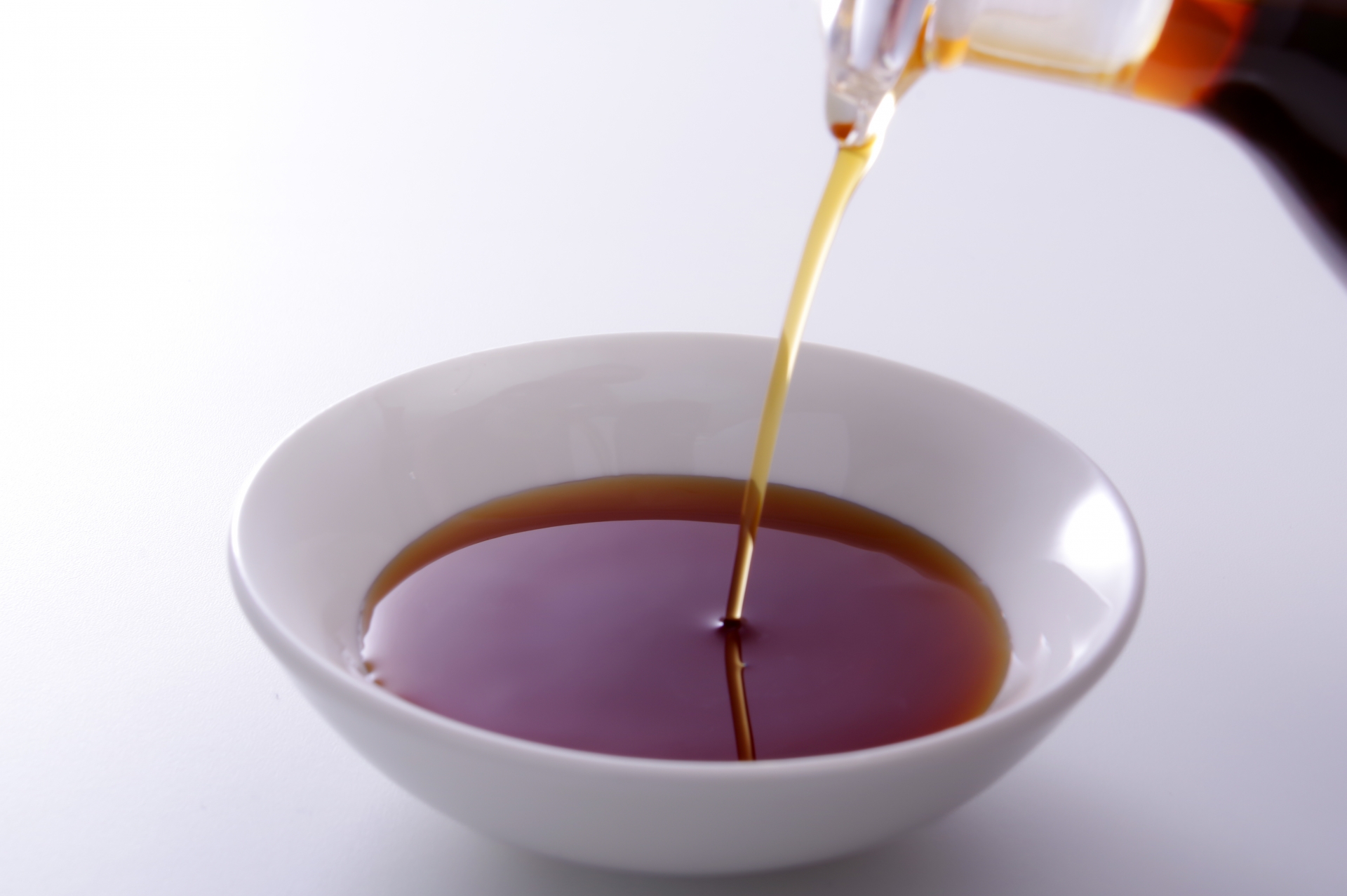 醬油大廠「龜甲萬」專家建議開封後的醬油都應冷藏，以避免變質。（示意圖，photoAC）