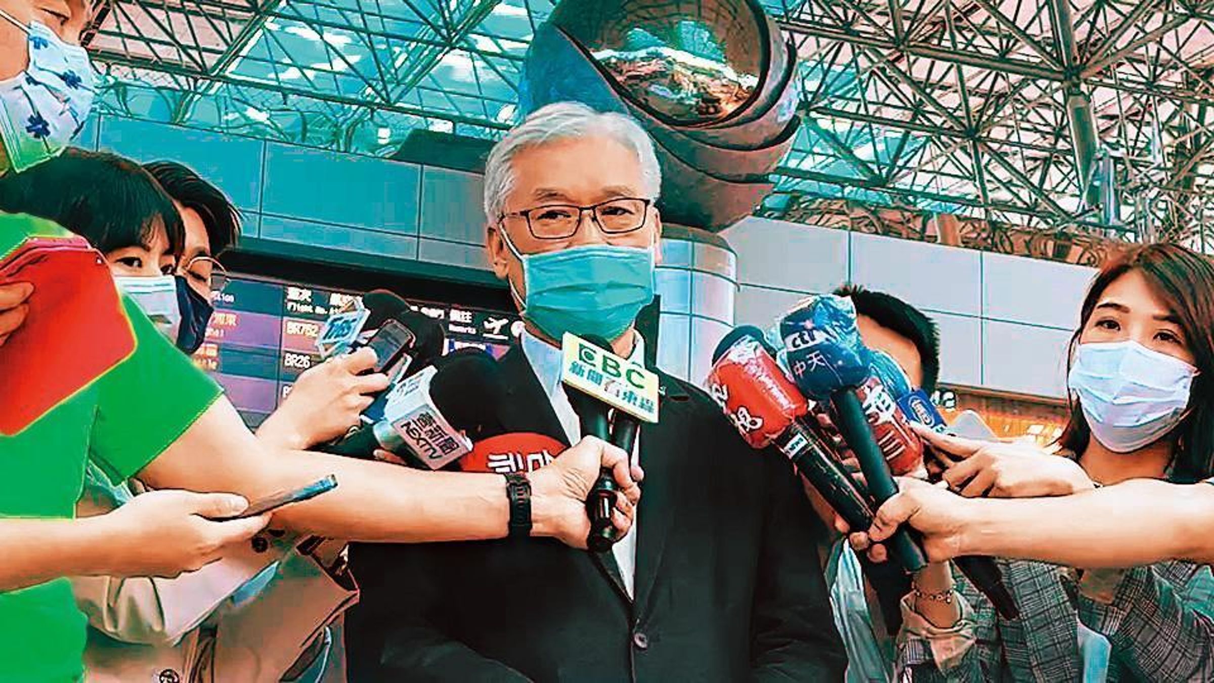 夏立言在1年半內已4度造訪中國,包含2022年8月的一次頗具爭議的訪問。(國民黨提供)