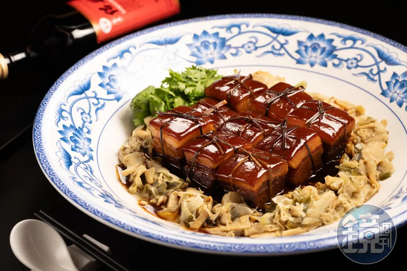 台中私廚把粵菜變出新花樣！「京浦」端出棋藝藤椒雞、酥脆立鱗紅條魚　2,580元起吃創意宴席菜