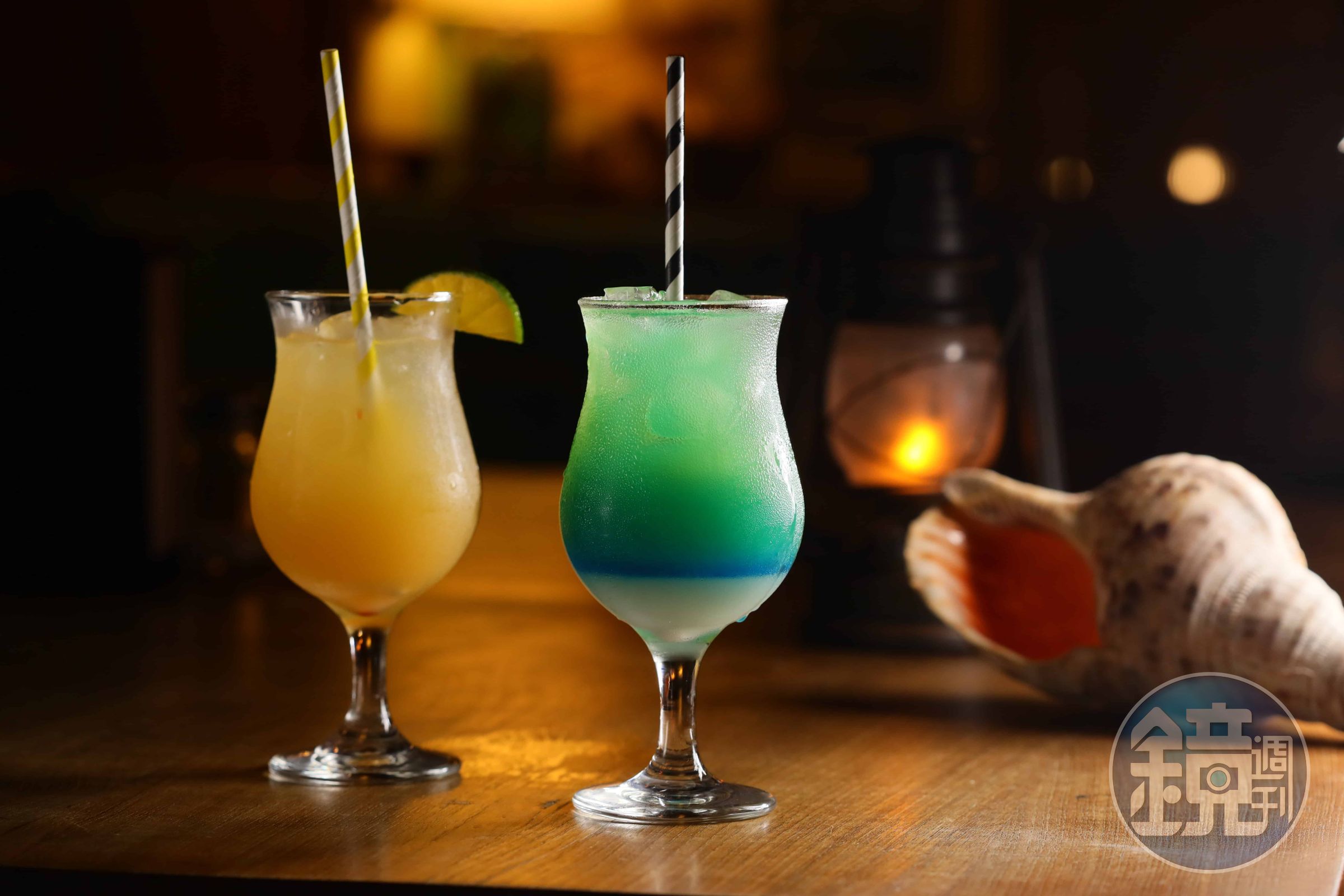 除了經典調酒,也可以請酒吧的專業人員推薦幾款色澤好拍、風味清爽的熱帶風特調。