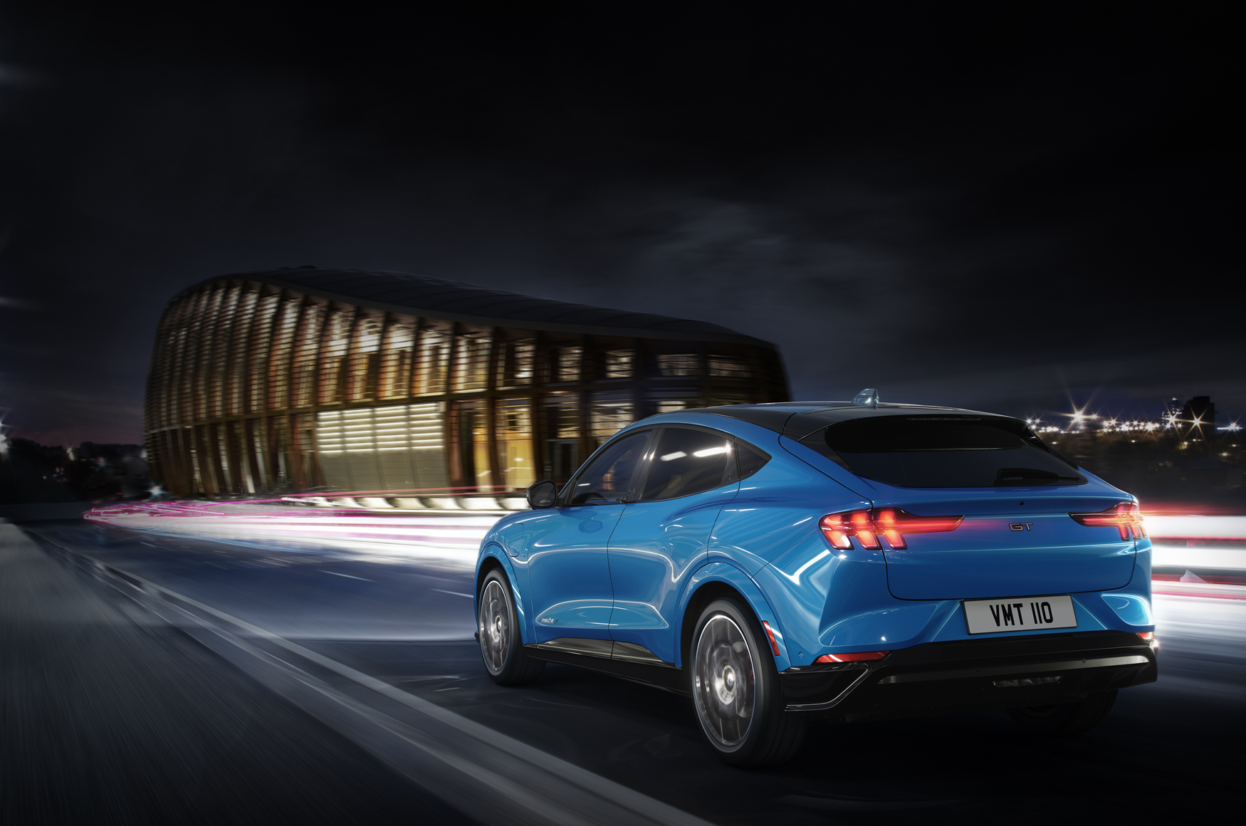 【聰明之選】沉默勁駒!盤點最新銳純電性能車