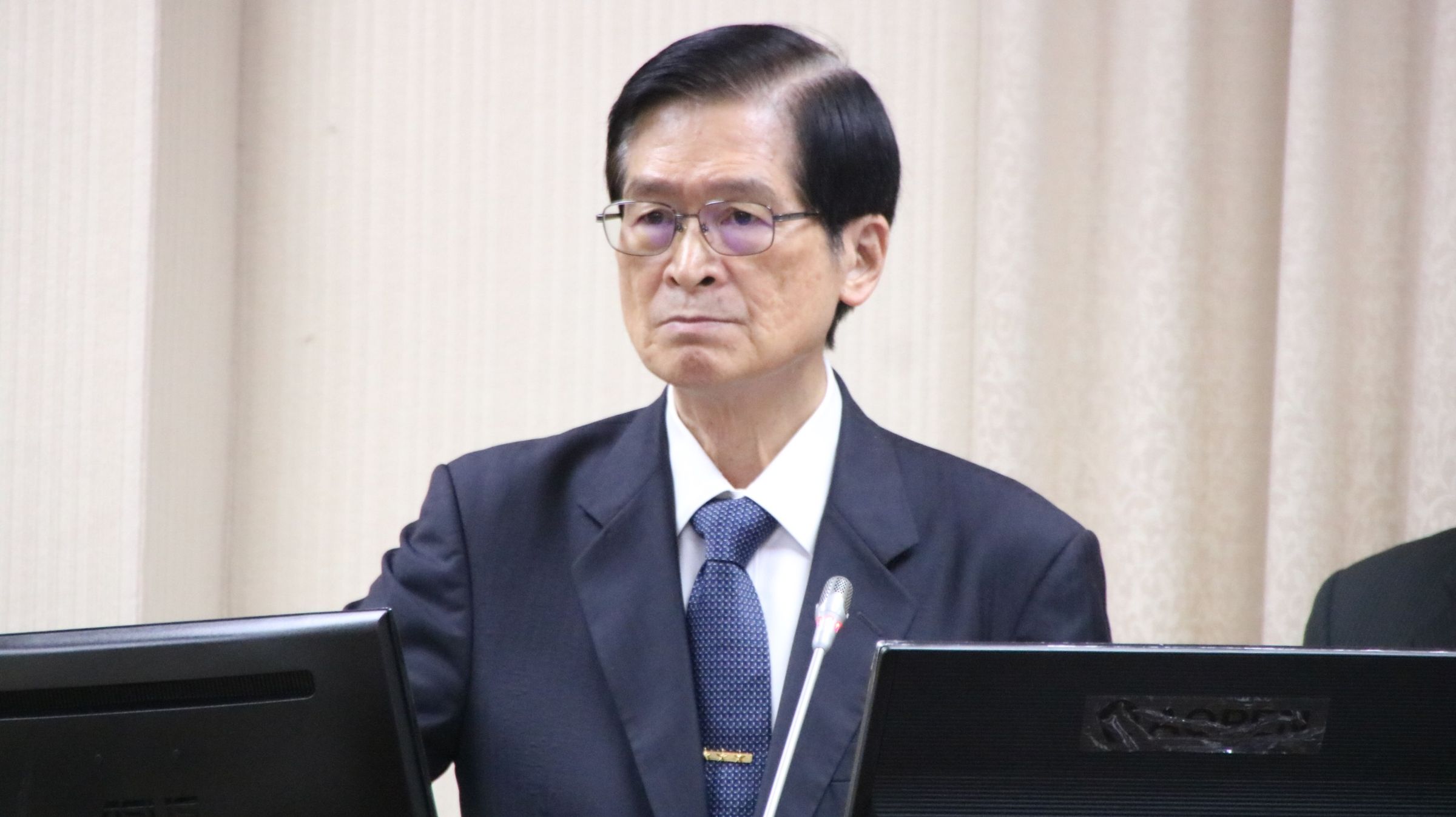 嚴德發表示,若要修《兩岸條例》,只要是維護國家安全、維護國家尊嚴,「我個人都支持」。(洪申翰辦公室提供)