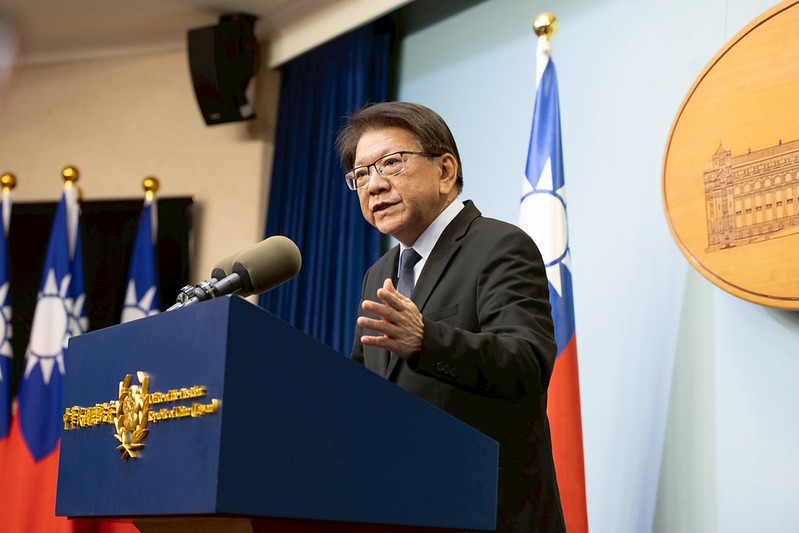 總統府21日就總統原定訪問友邦史瓦帝尼行程召開記者會，並由總統府秘書長潘孟安代表發表說明。（總統府提供） 