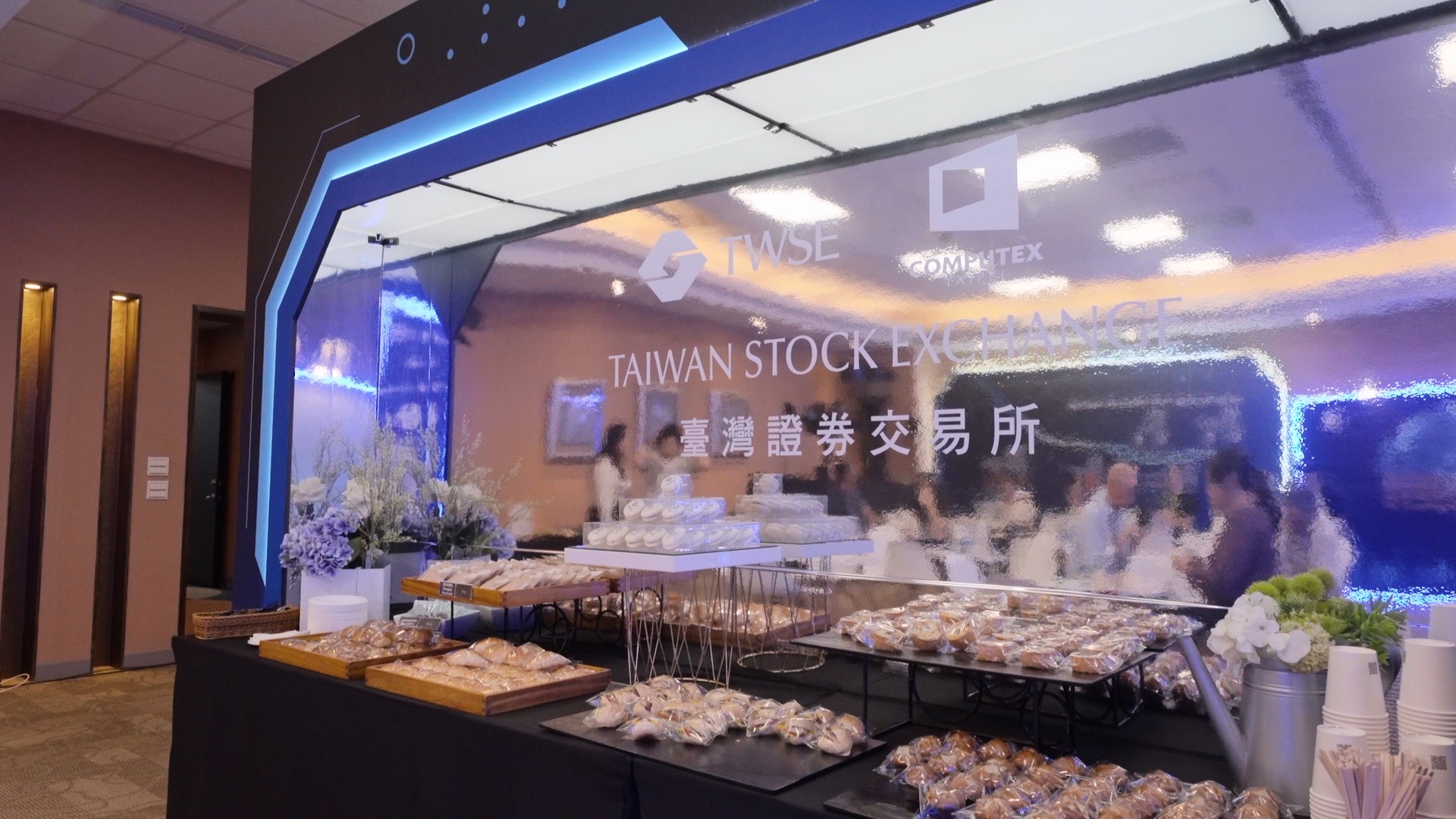 現場將不定時推出具臺灣特色的在地輕食。