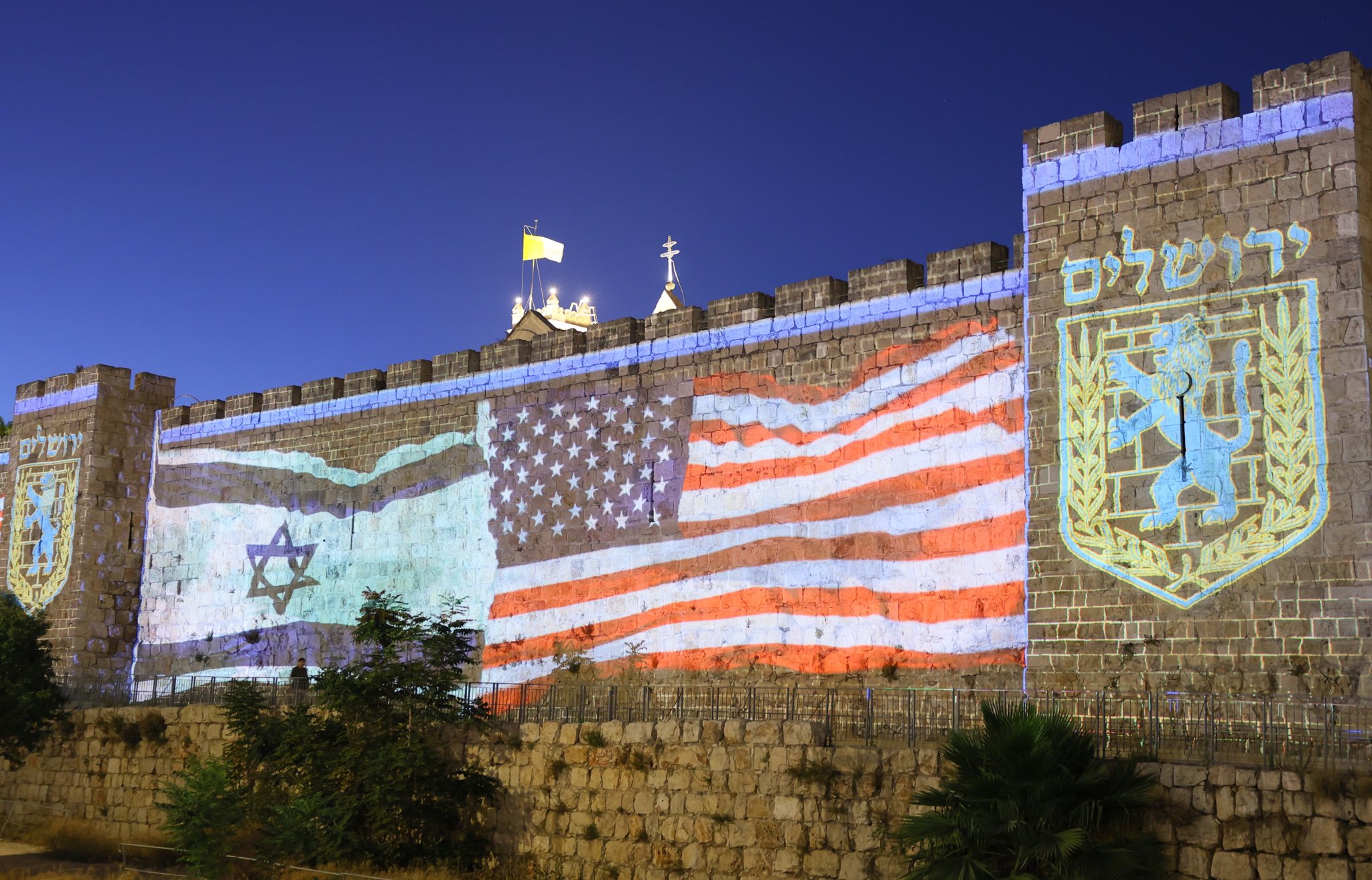 以色列表示又偵測到伊朗發射飛彈。（翻攝@Israel，攝影ArnonBossani）