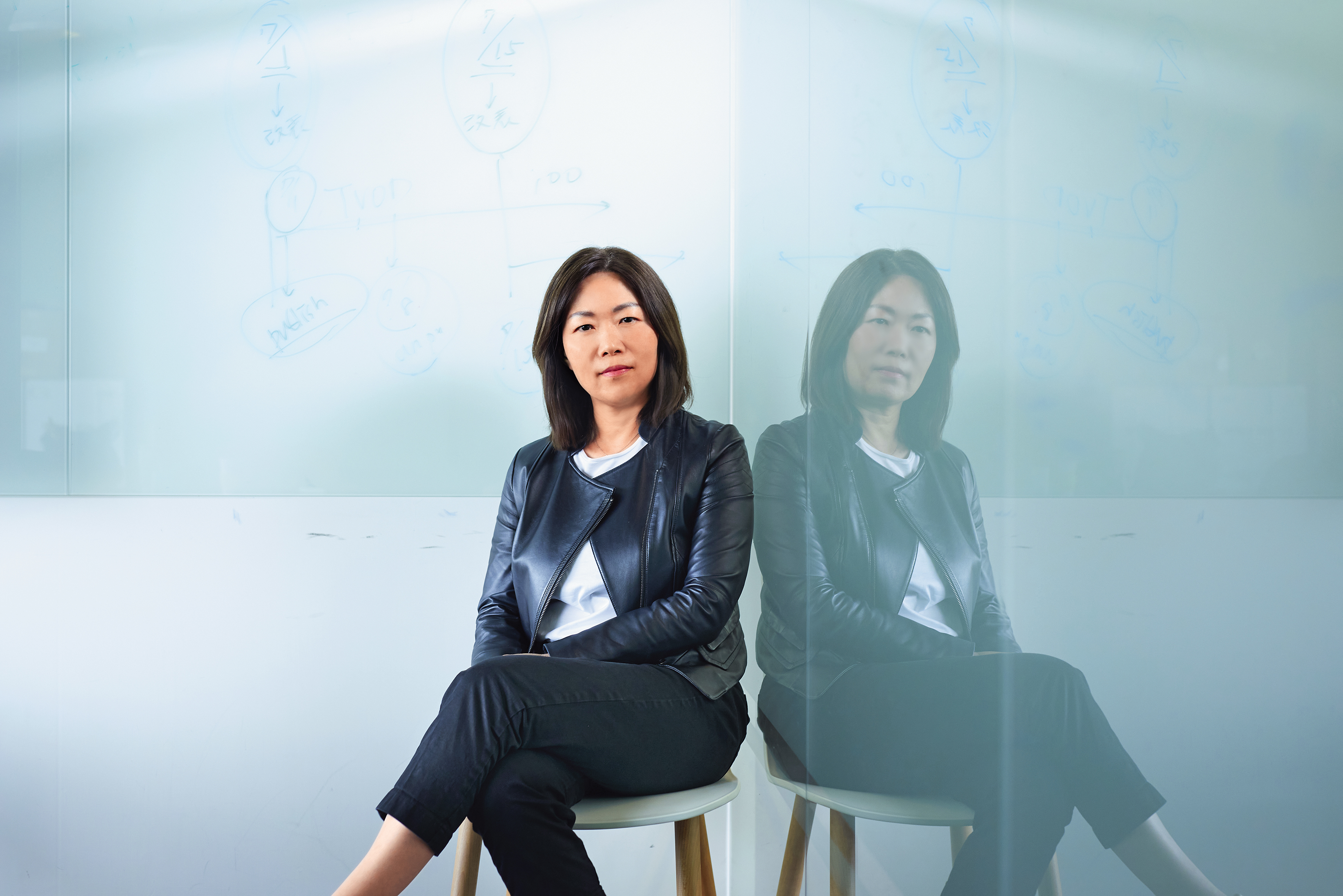 CATCHPLAY南向印尼發展頗具規模，執行長楊麗貞洞燭機先，但她嘆一路努力過來也是血淚斑斑。