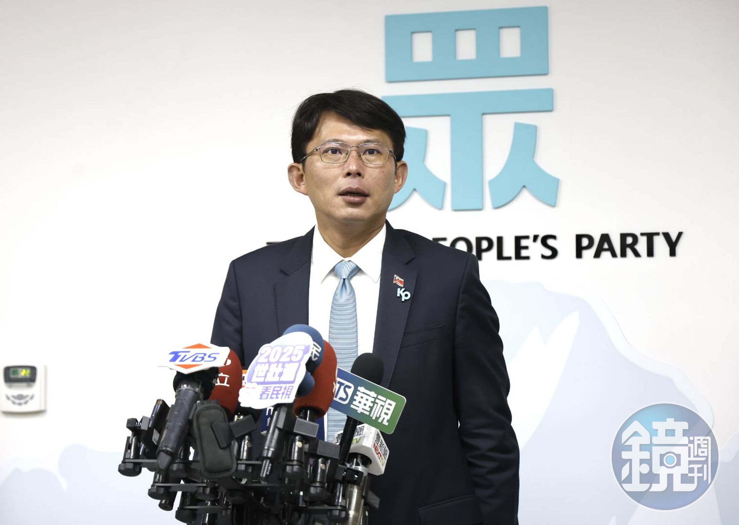 黃國昌日前以8,903票，擊敗前立委蔡壁如360票，正式成為民眾黨主席。
