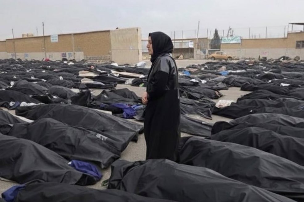 不具名官員指出，伊朗血腥鎮壓中，示威者與維安部隊雙方合計恐已有超過5,000人喪生。（翻攝自@EYakoby X）