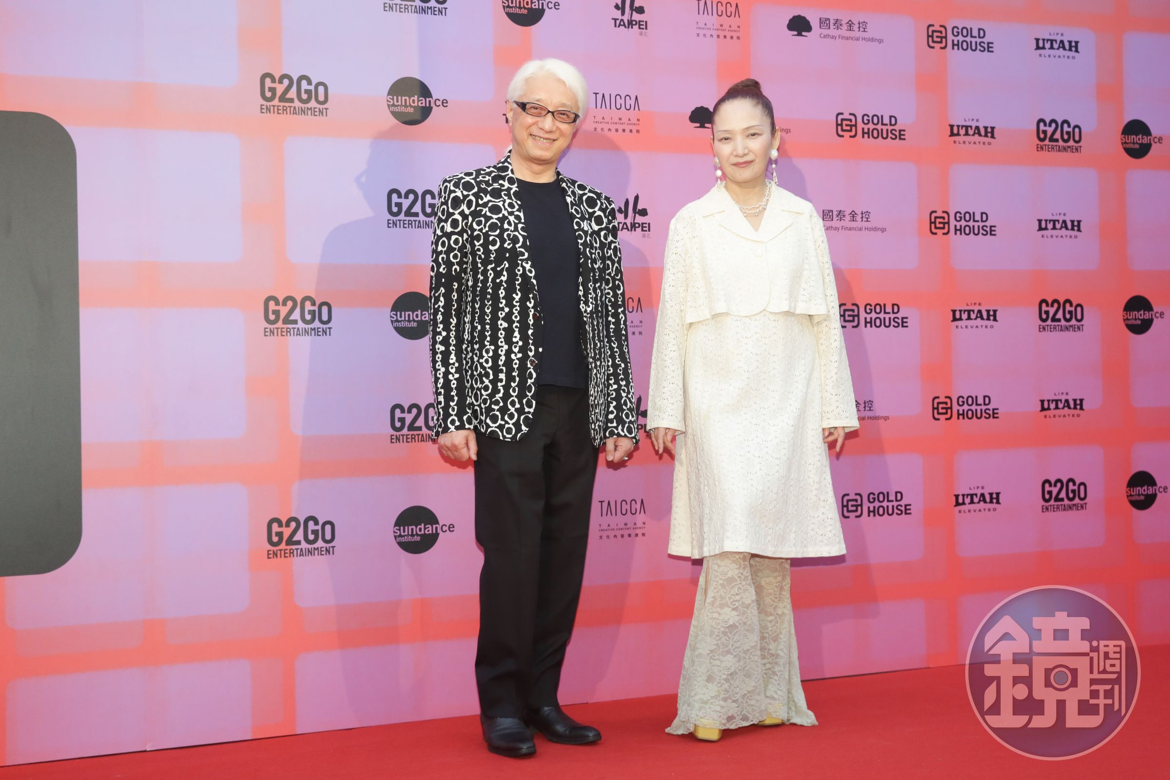 漫畫《怪醫黑傑克》原作者手塚治虫的兒子手塚真導演，與漫畫《陰陽師》作者岡野玲子聯袂走上紅毯。