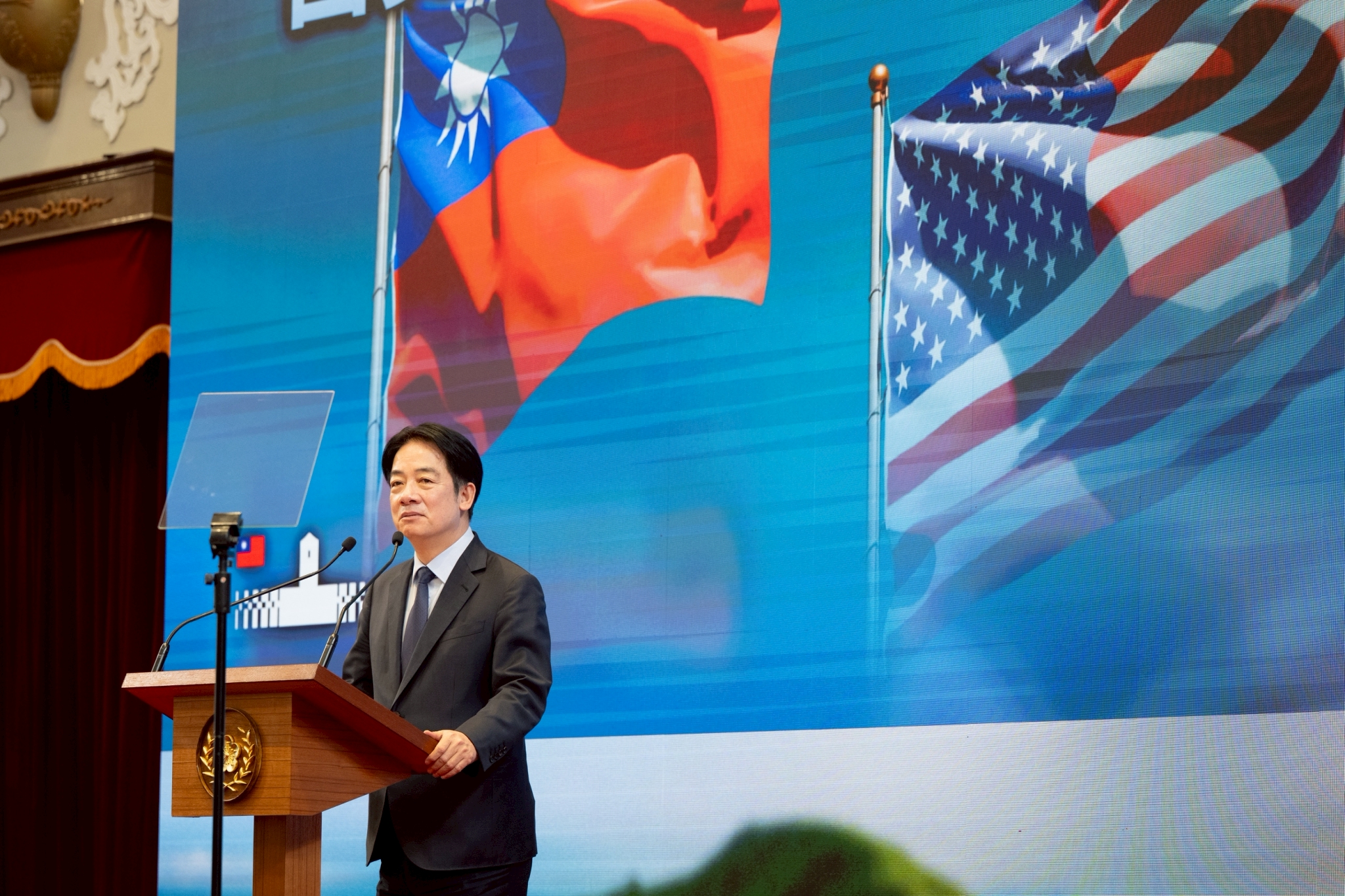 面對台美關稅新變局,總統賴清德強調會和美方保持緊密溝通,確保台灣的最佳待遇不會打折。(總統府提供)
