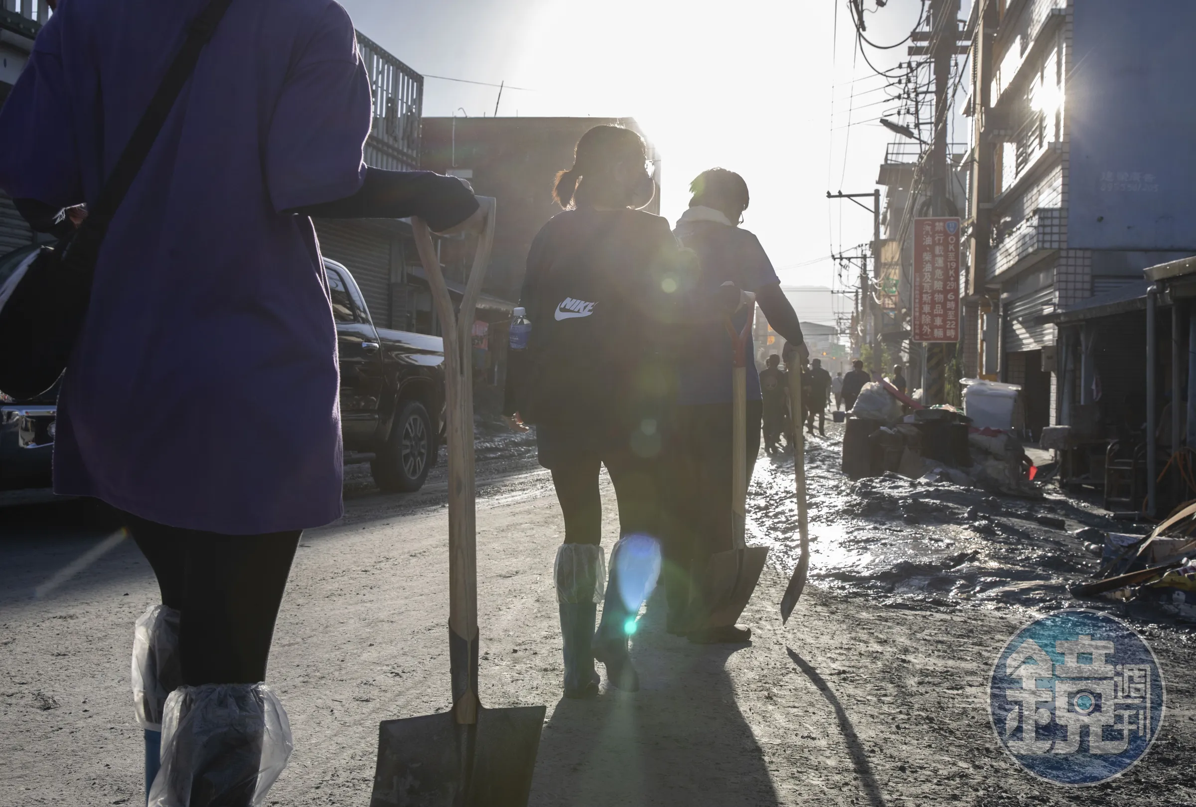 台中某美容業者為感念鏟子超人救援花蓮災區，原本推出免費洗頭活動，後因被連續放鴿子而宣告停辦。（示意圖非當事人，報系資料照）