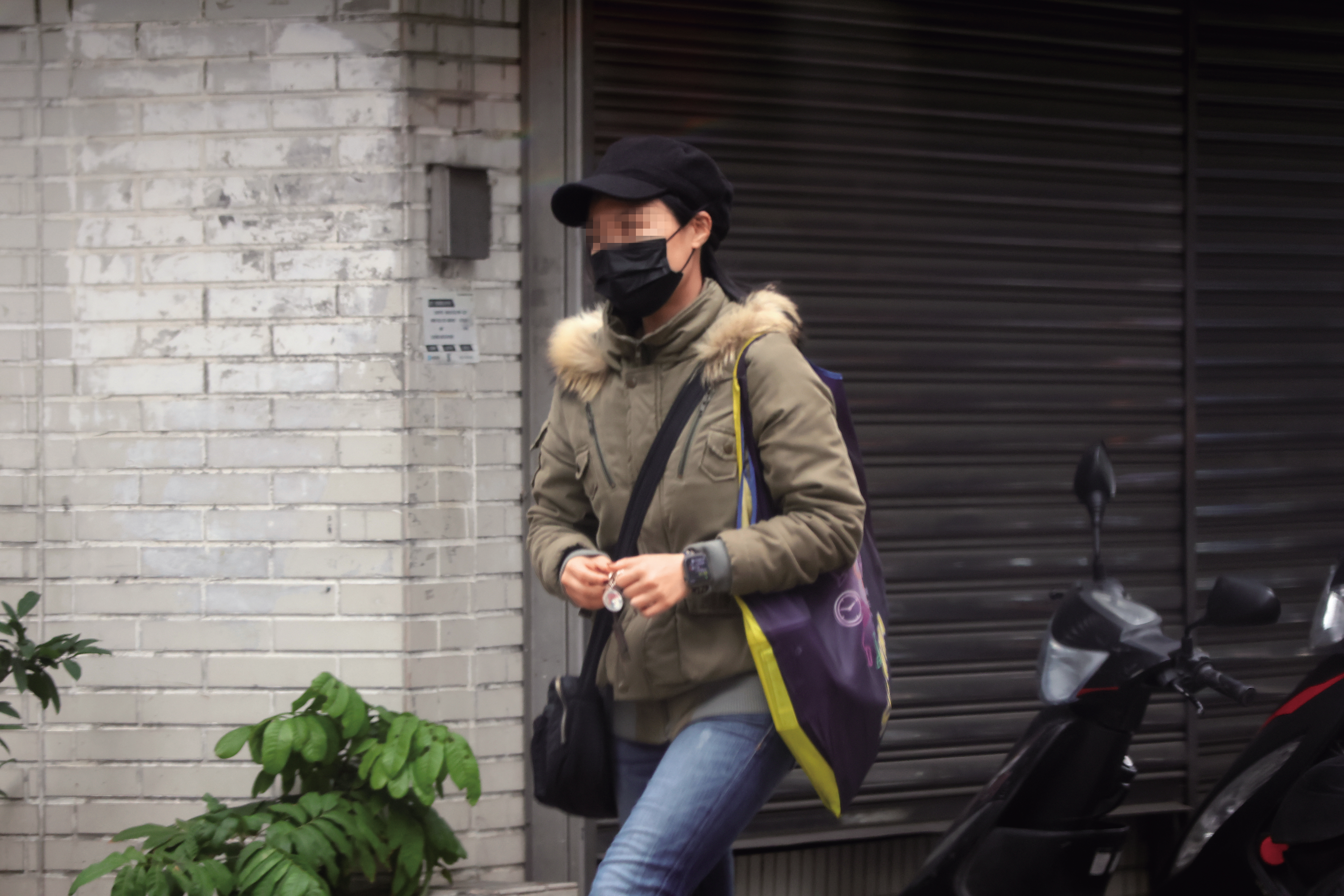 被傳介入「侯蕭」的小三，當年鬧出風波之後雖被調職，但還是被民視留下。