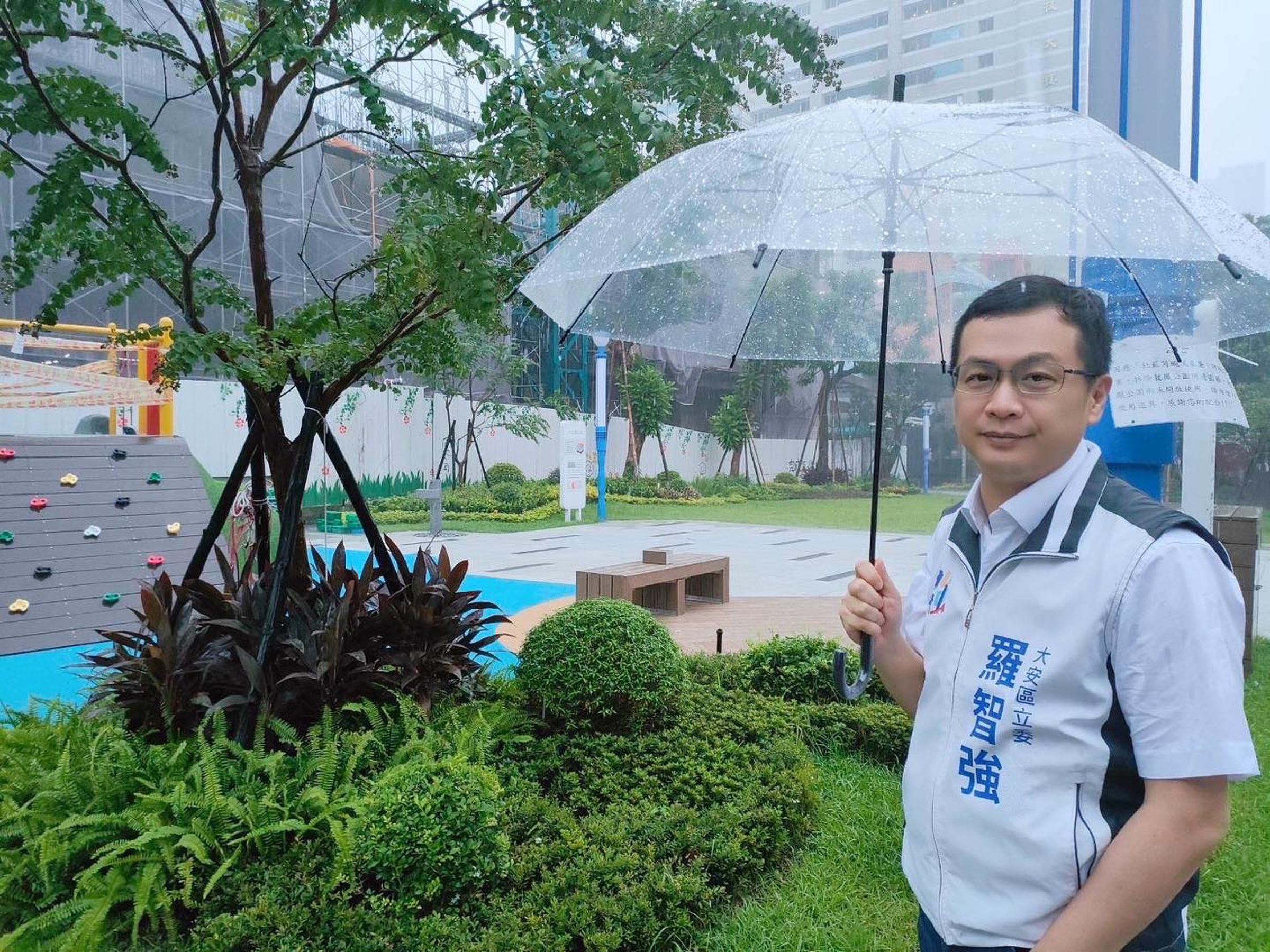 針對罷免二階連署達標，羅智強表示平常心看待。（翻攝自羅智強臉書）
