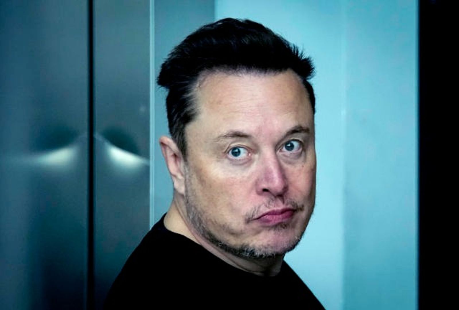 Elon Musk's Controversial Relationships: A Take a look at Latest
